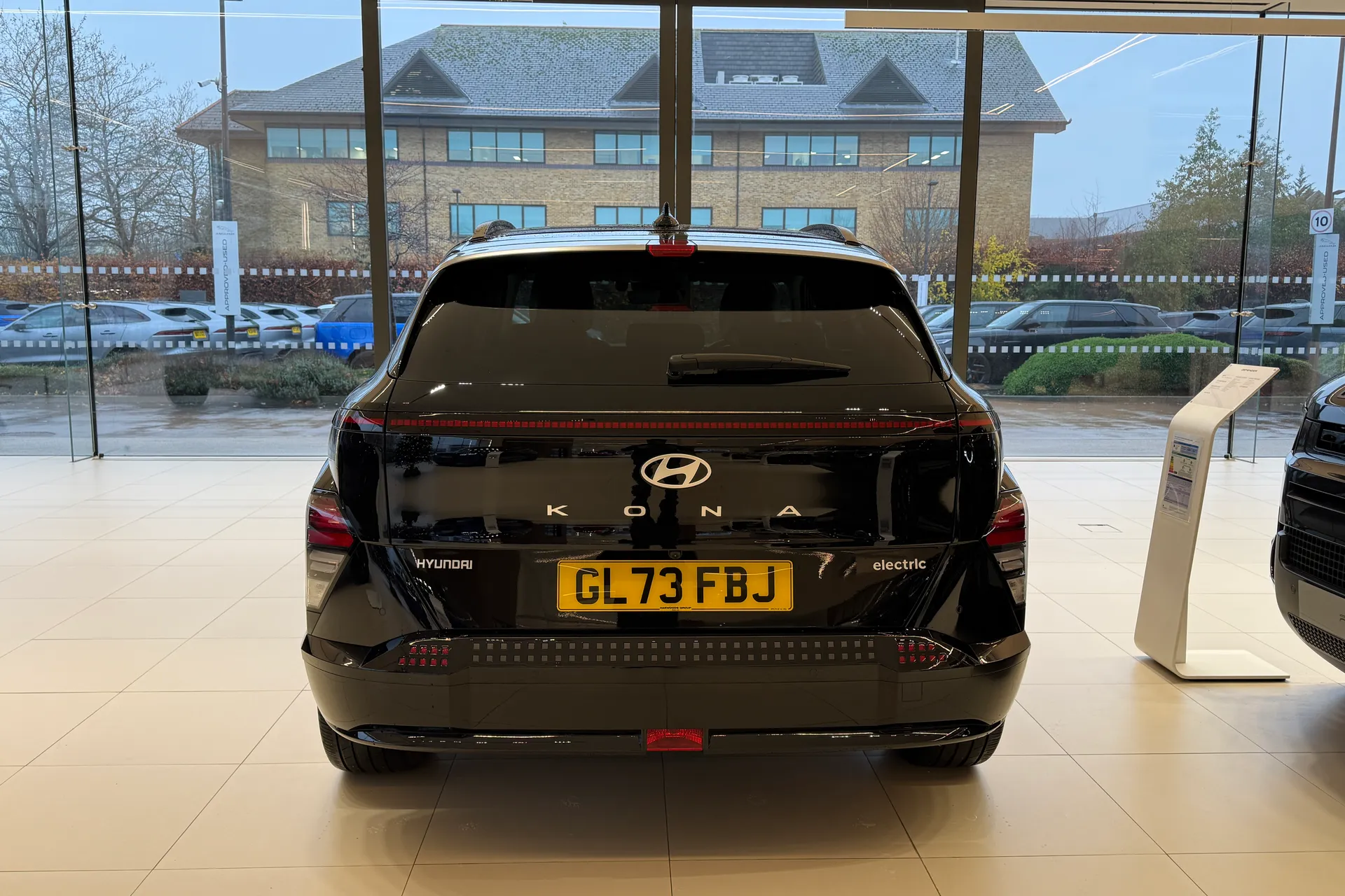 HYUNDAI KONA thumbnail image number 11