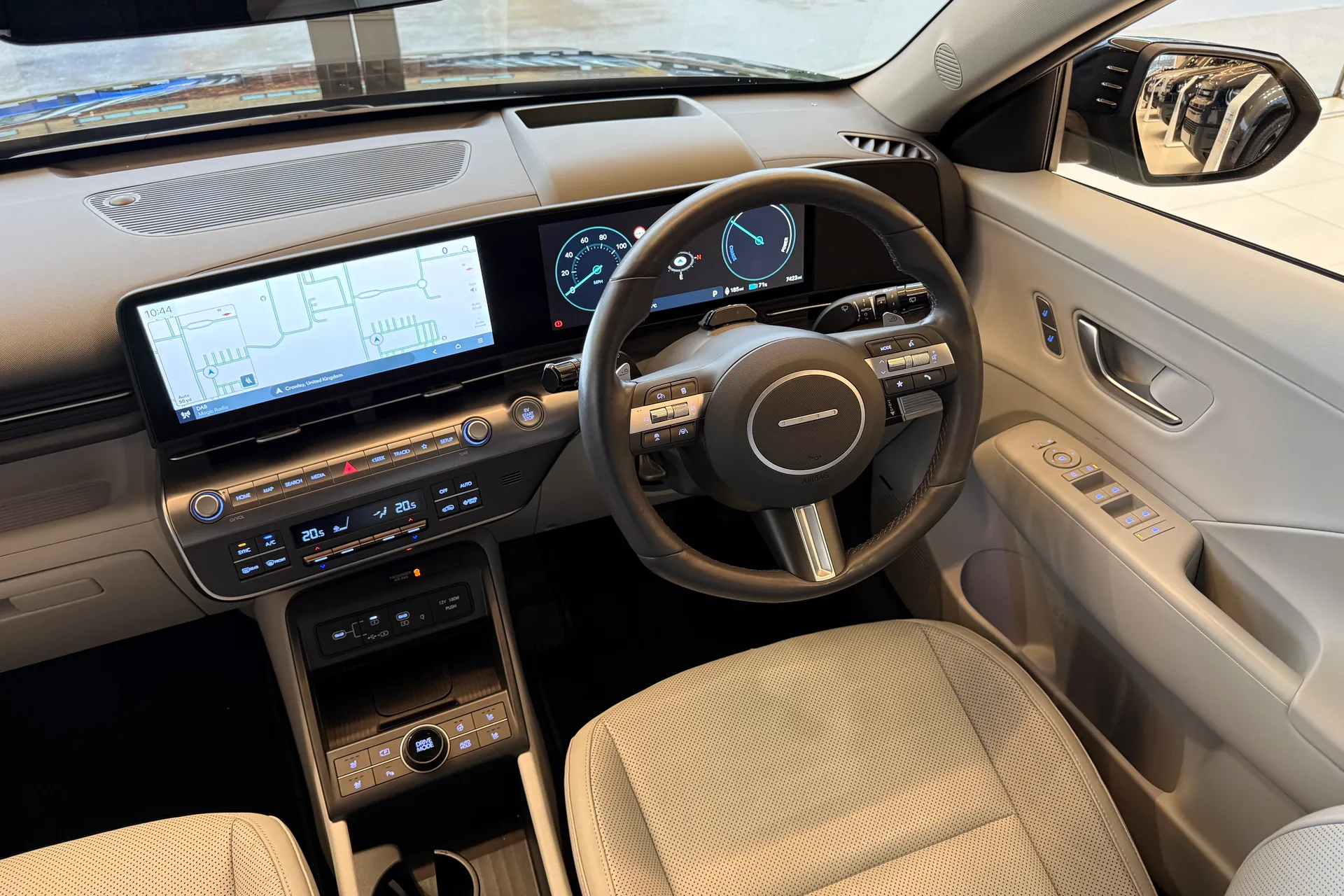 HYUNDAI KONA thumbnail image number 28