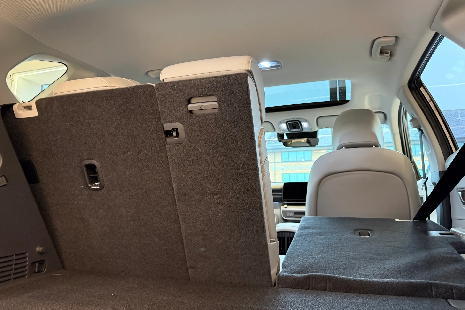 HYUNDAI KONA thumbnail image number 35