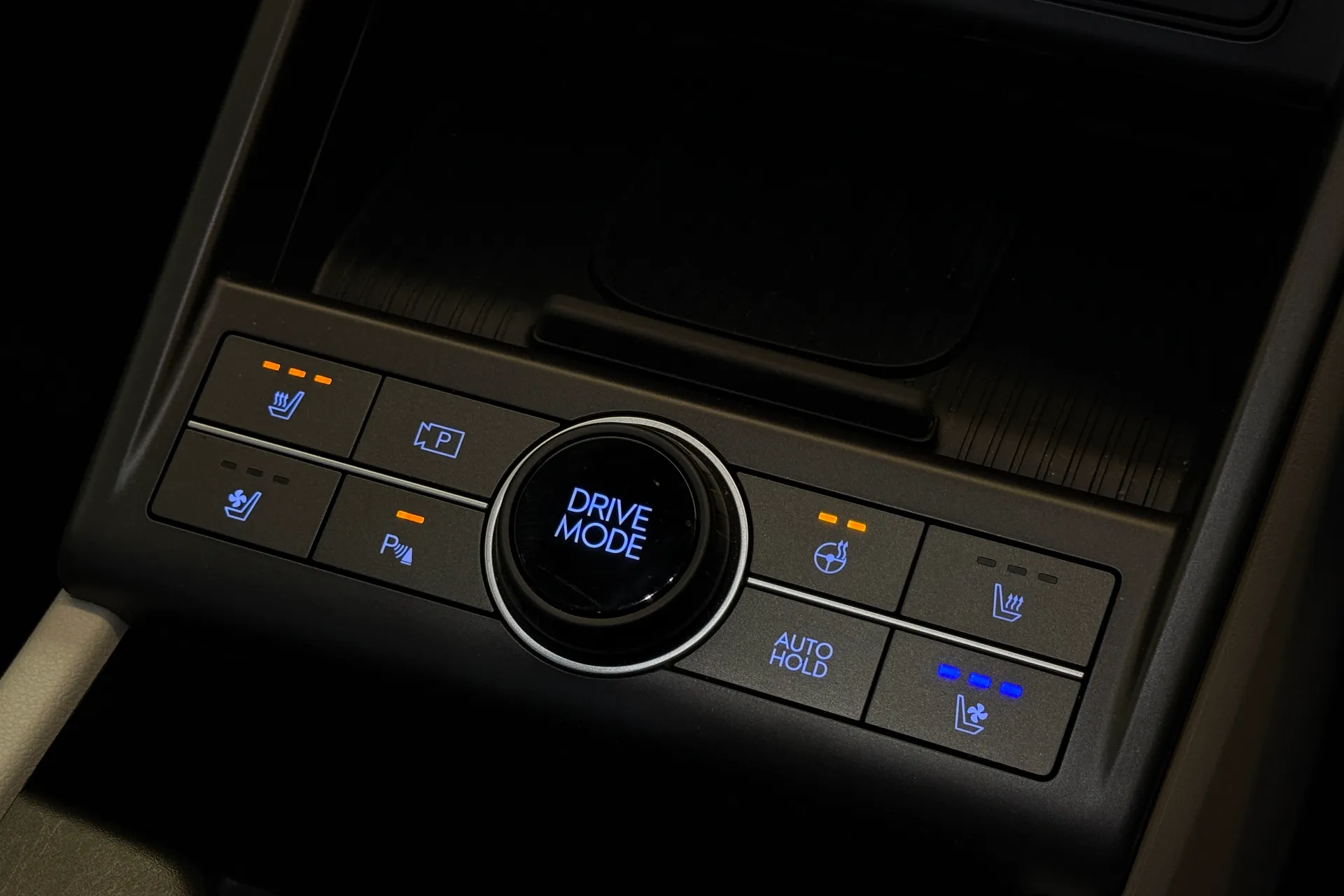 HYUNDAI KONA thumbnail image number 19