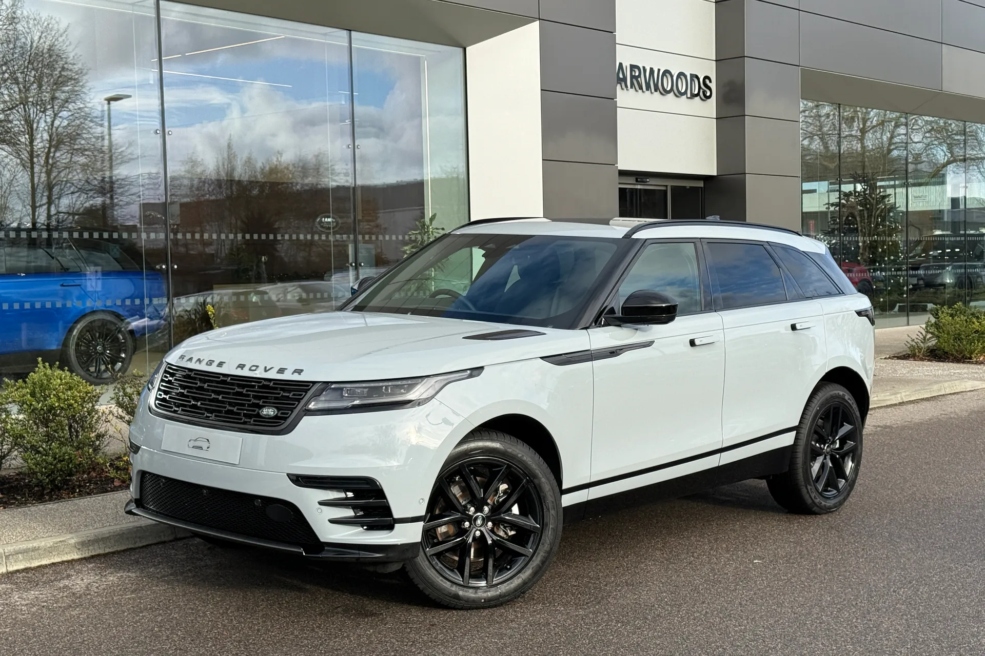 LAND ROVER RANGE ROVER VELAR thumbnail image number 19