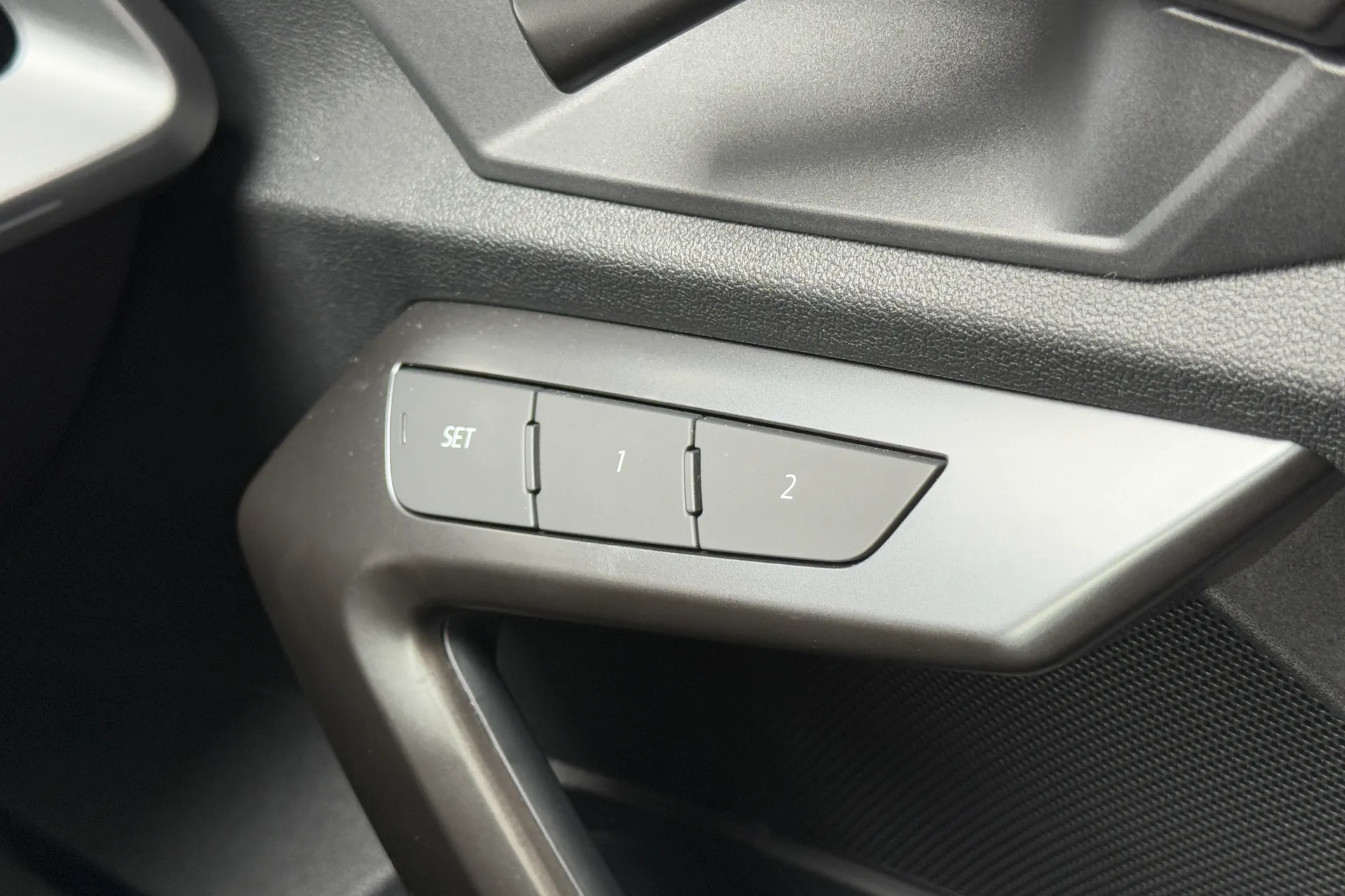 Audi RS3 thumbnail image number 33