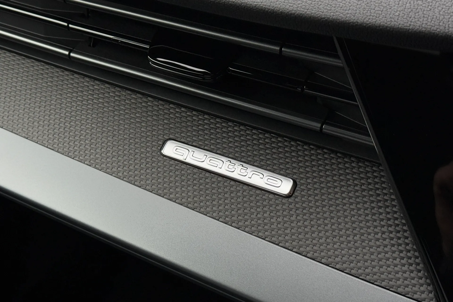 Audi RS3 thumbnail image number 30