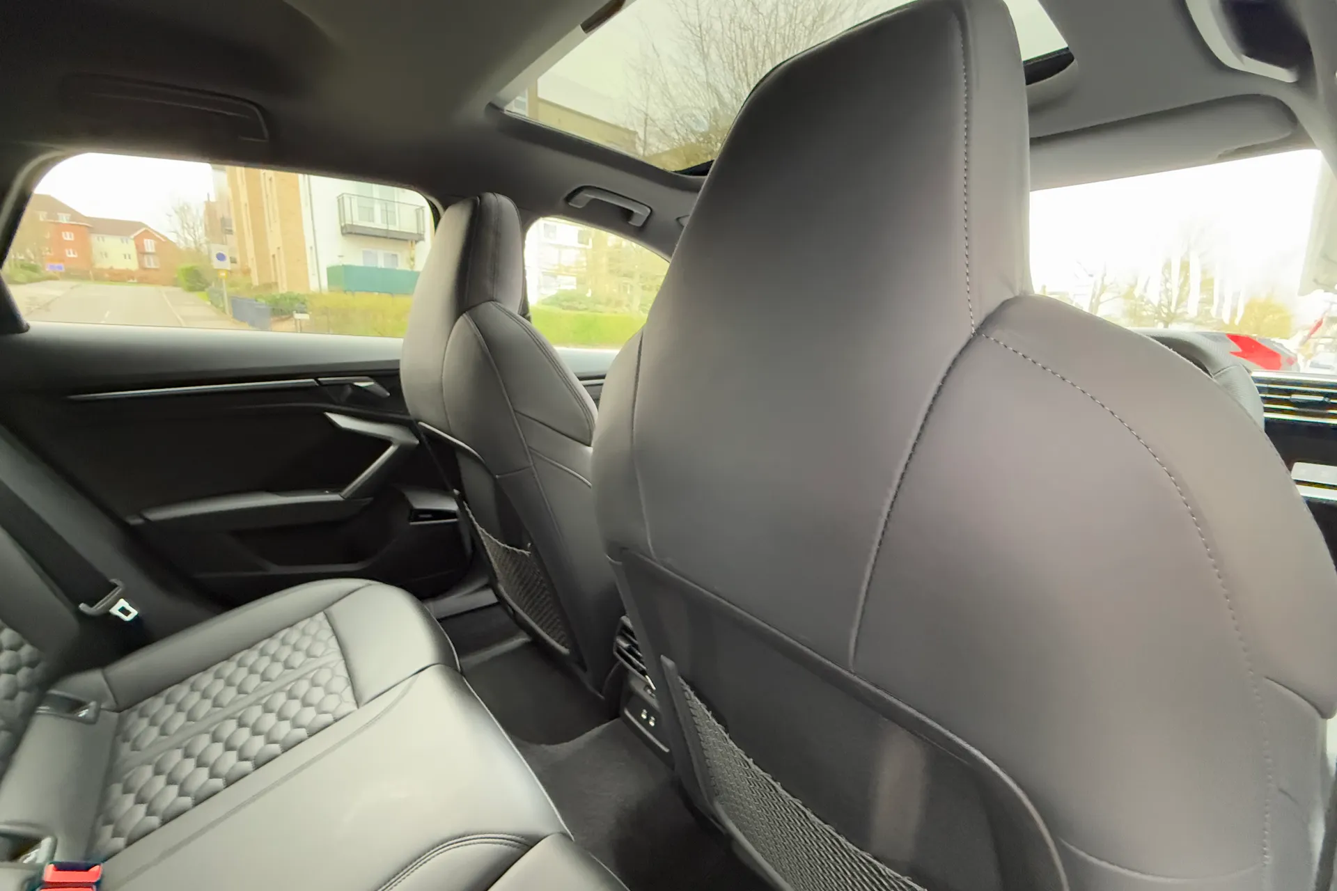 Audi RS3 thumbnail image number 43