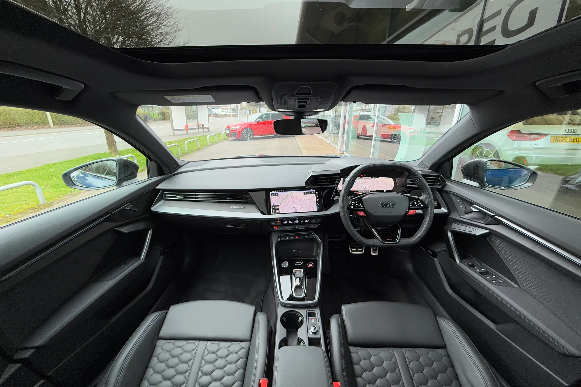 Audi RS3 thumbnail image number 3