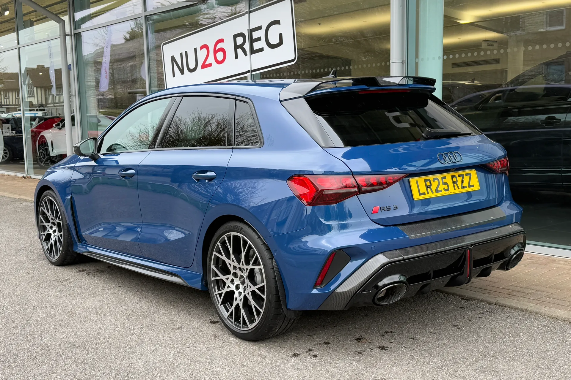 Audi RS3 thumbnail image number 12