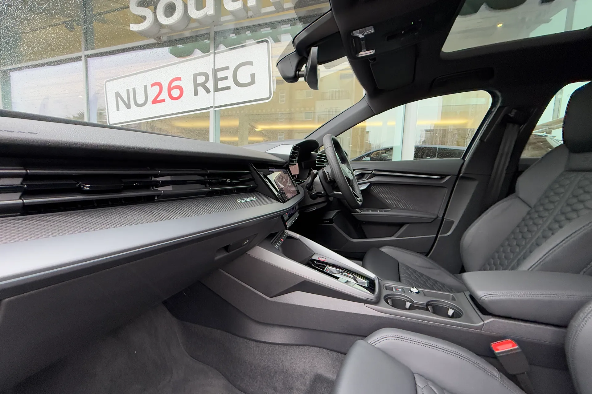 Audi RS3 thumbnail image number 11