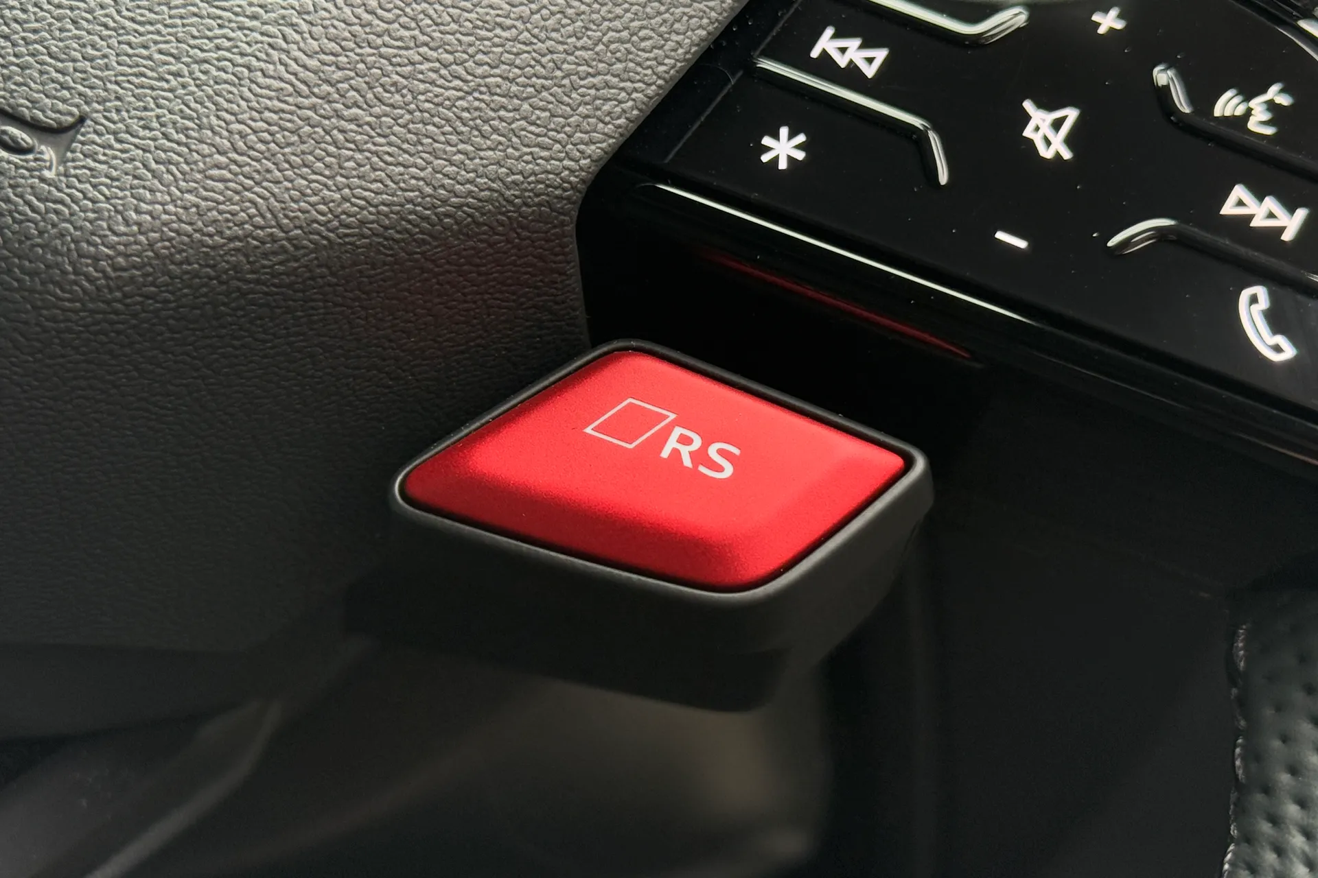 Audi RS3 thumbnail image number 71