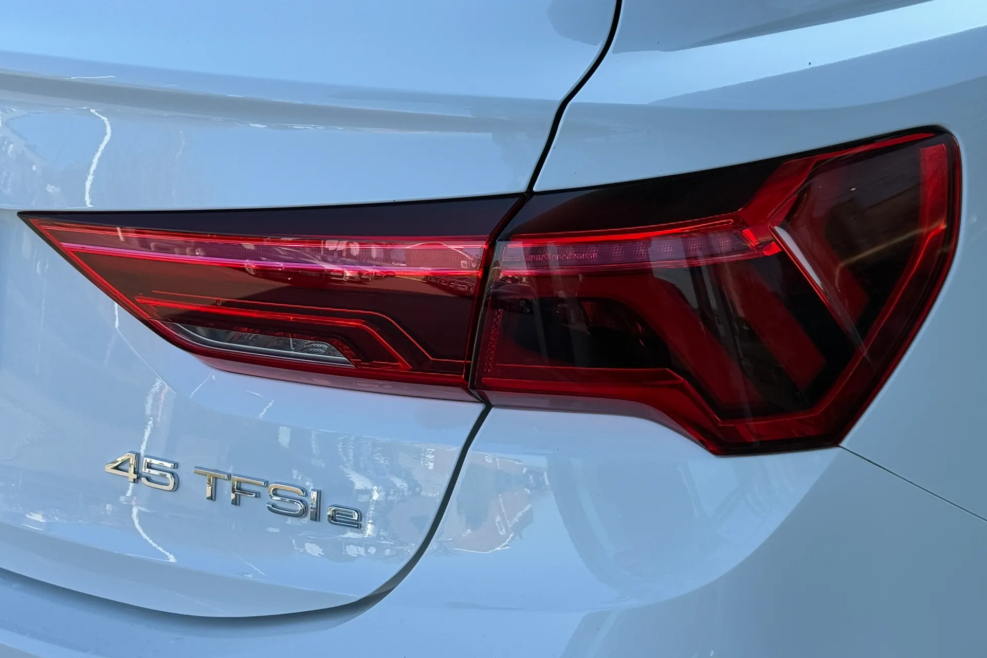Audi Q3 thumbnail image number 47