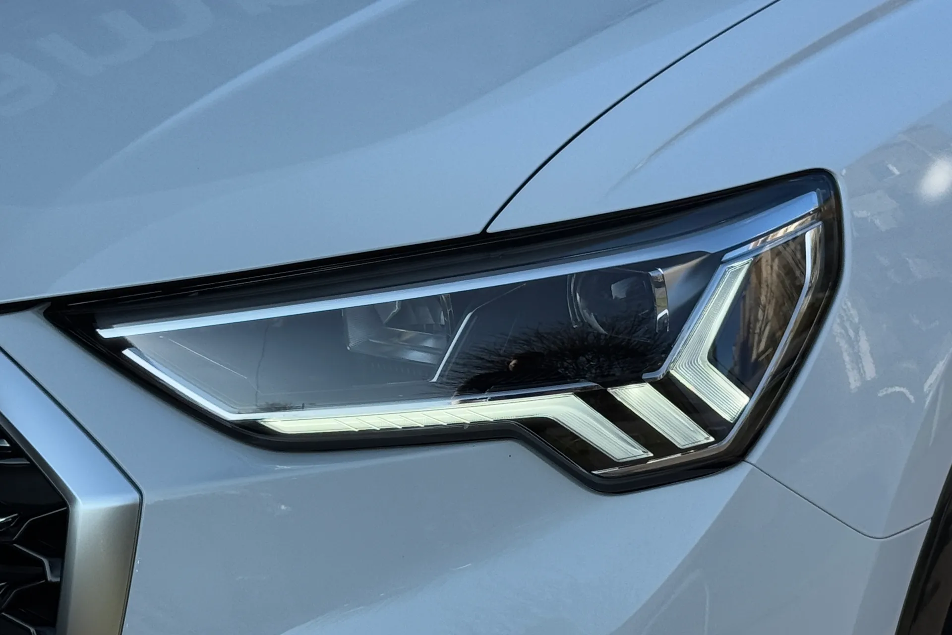 Audi Q3 thumbnail image number 61