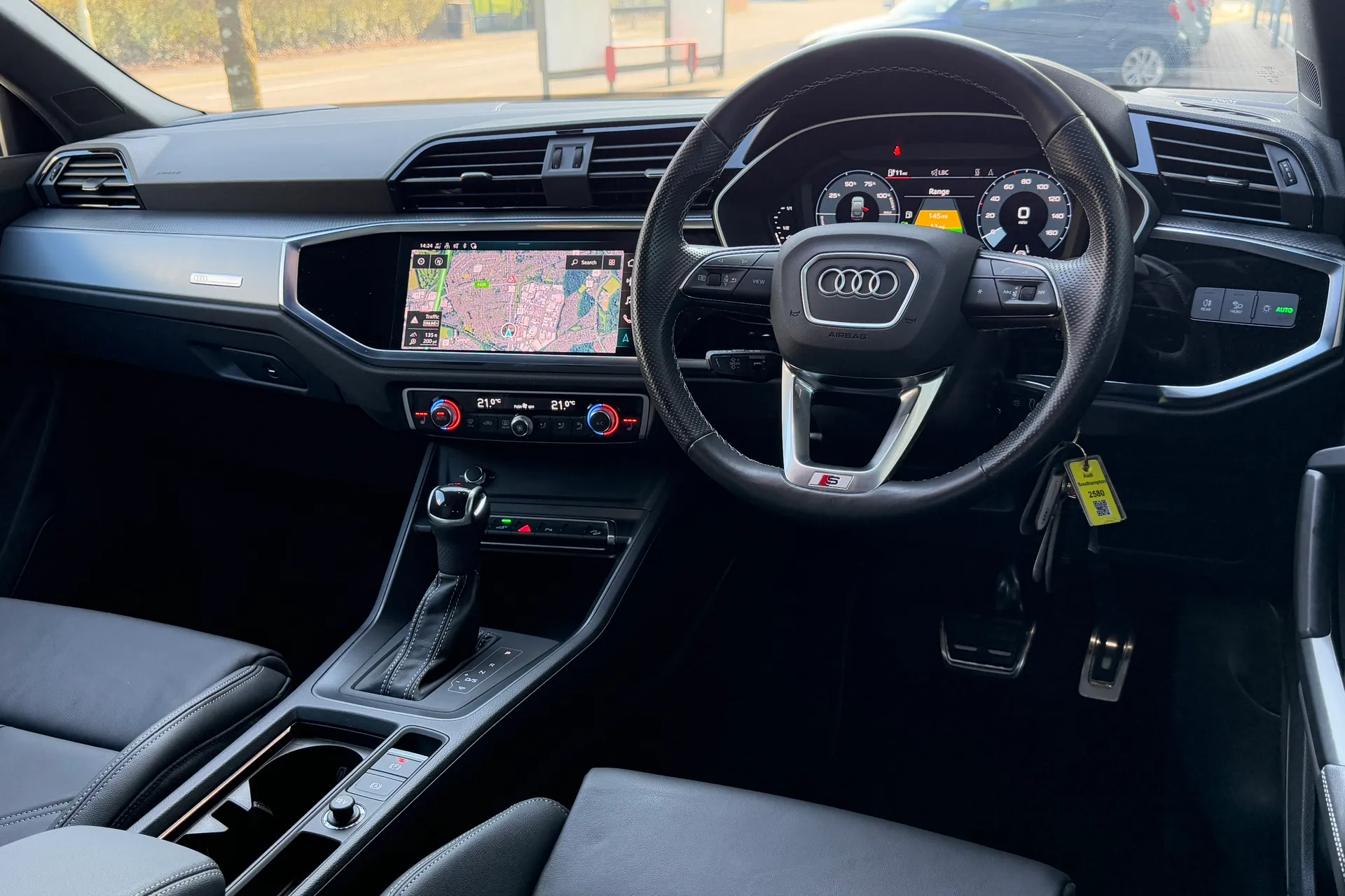 Audi Q3 thumbnail image number 46