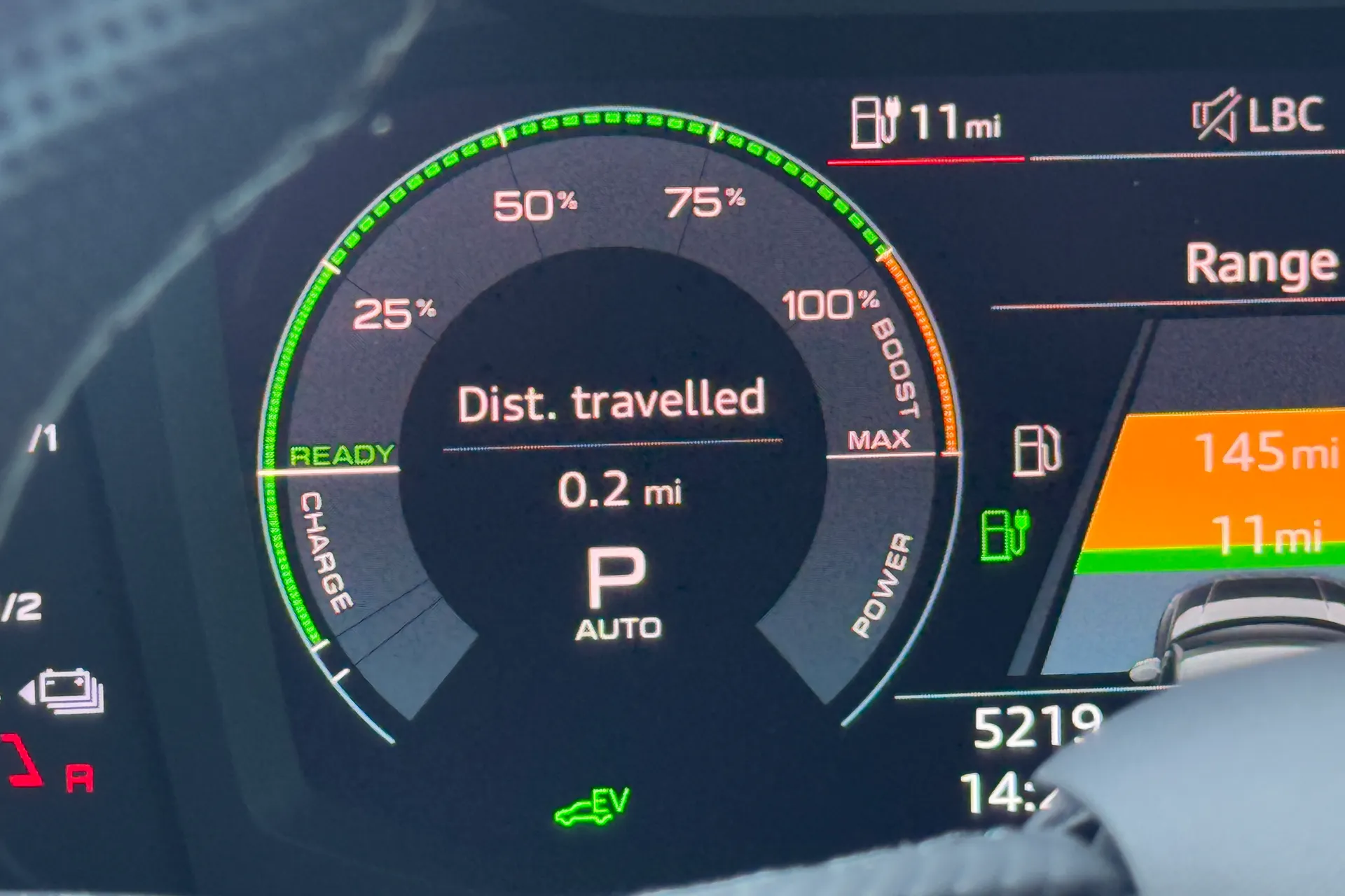 Audi Q3 thumbnail image number 13