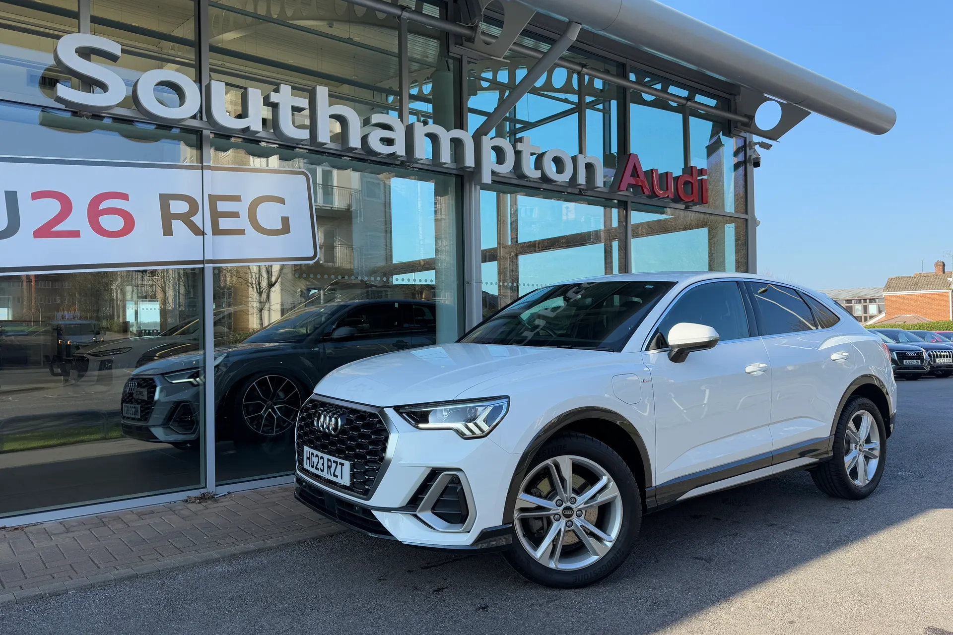 Audi Q3 thumbnail image number 64