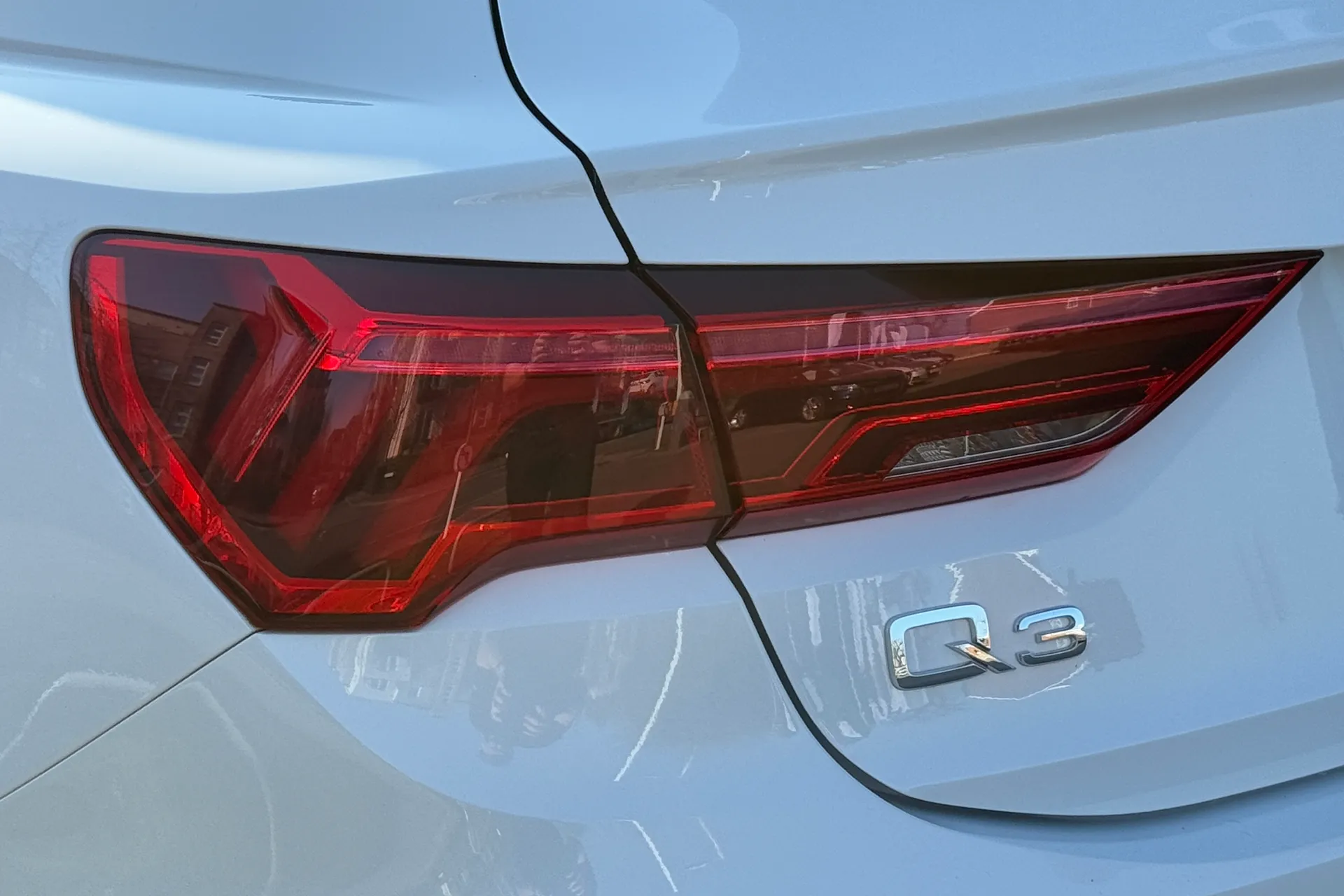 Audi Q3 thumbnail image number 49