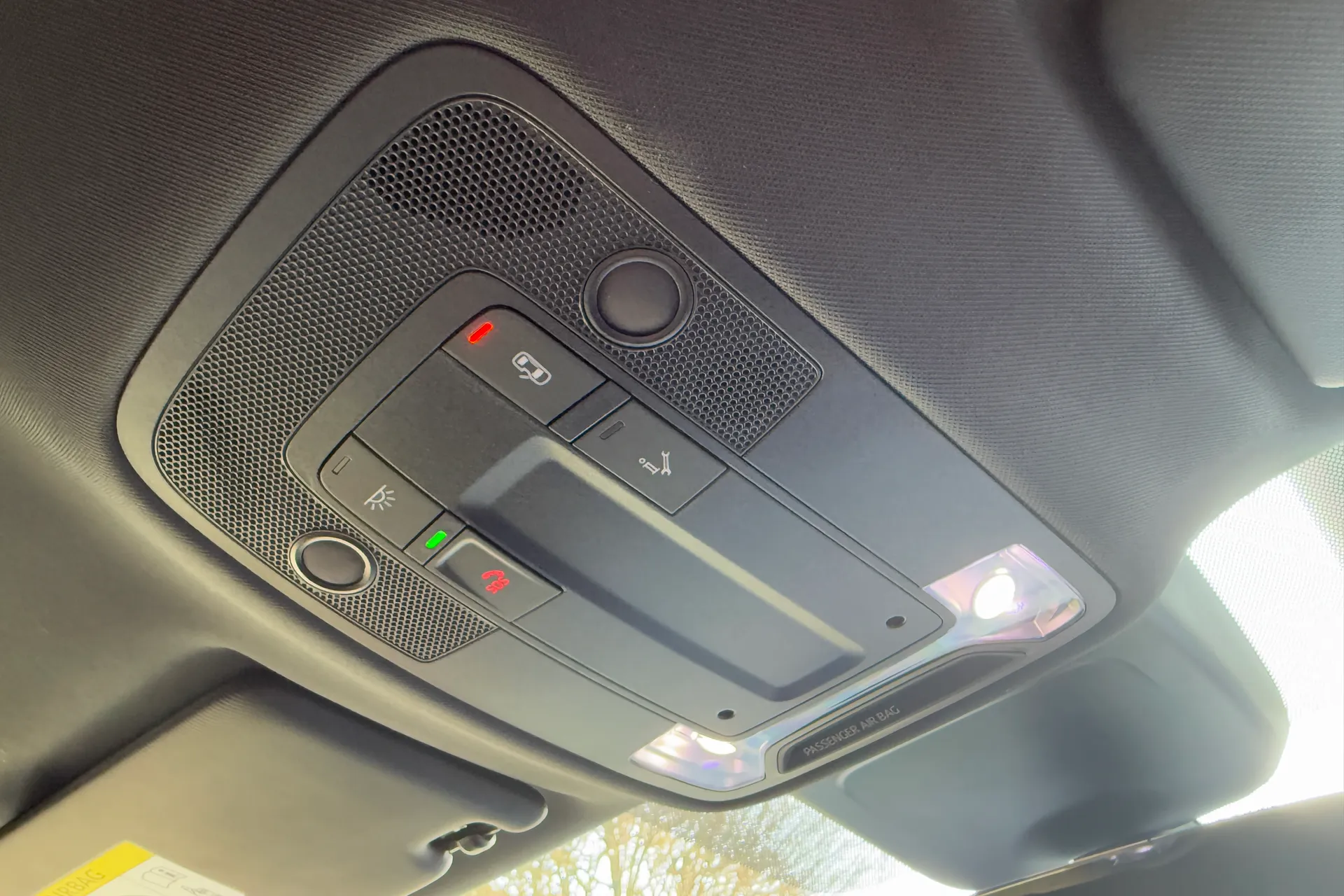 Audi Q3 thumbnail image number 34