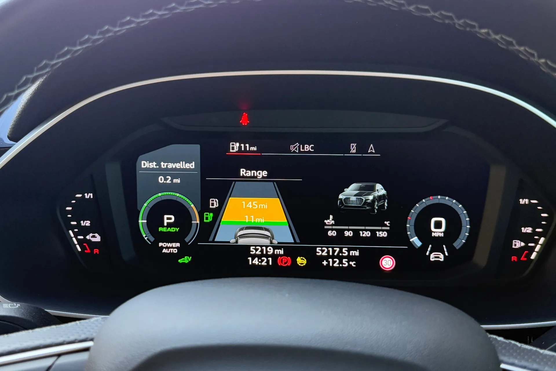 Audi Q3 thumbnail image number 8