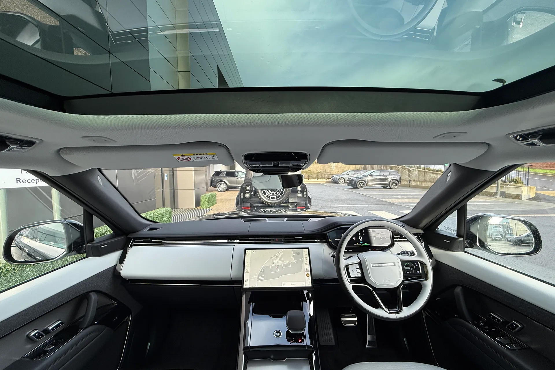 LAND ROVER RANGE ROVER SPORT thumbnail image number 3