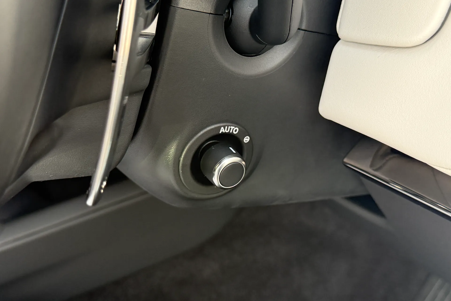 LAND ROVER RANGE ROVER SPORT thumbnail image number 19