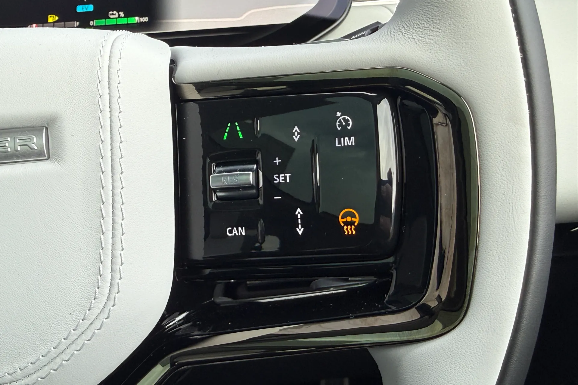 LAND ROVER RANGE ROVER SPORT thumbnail image number 32