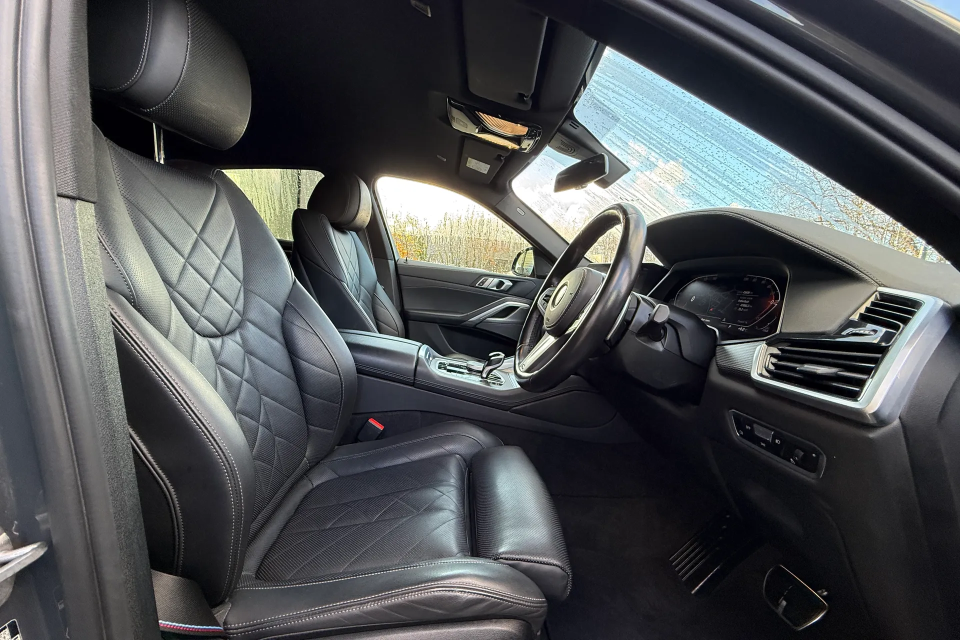 BMW X6 thumbnail image number 9