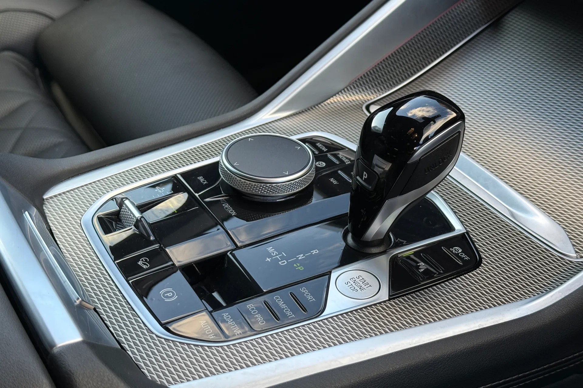 BMW X6 thumbnail image number 19