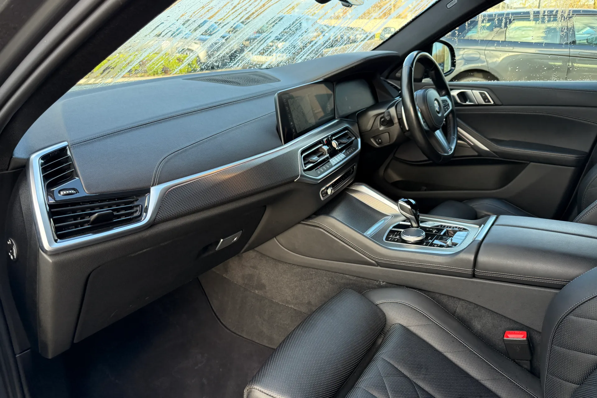 BMW X6 thumbnail image number 43