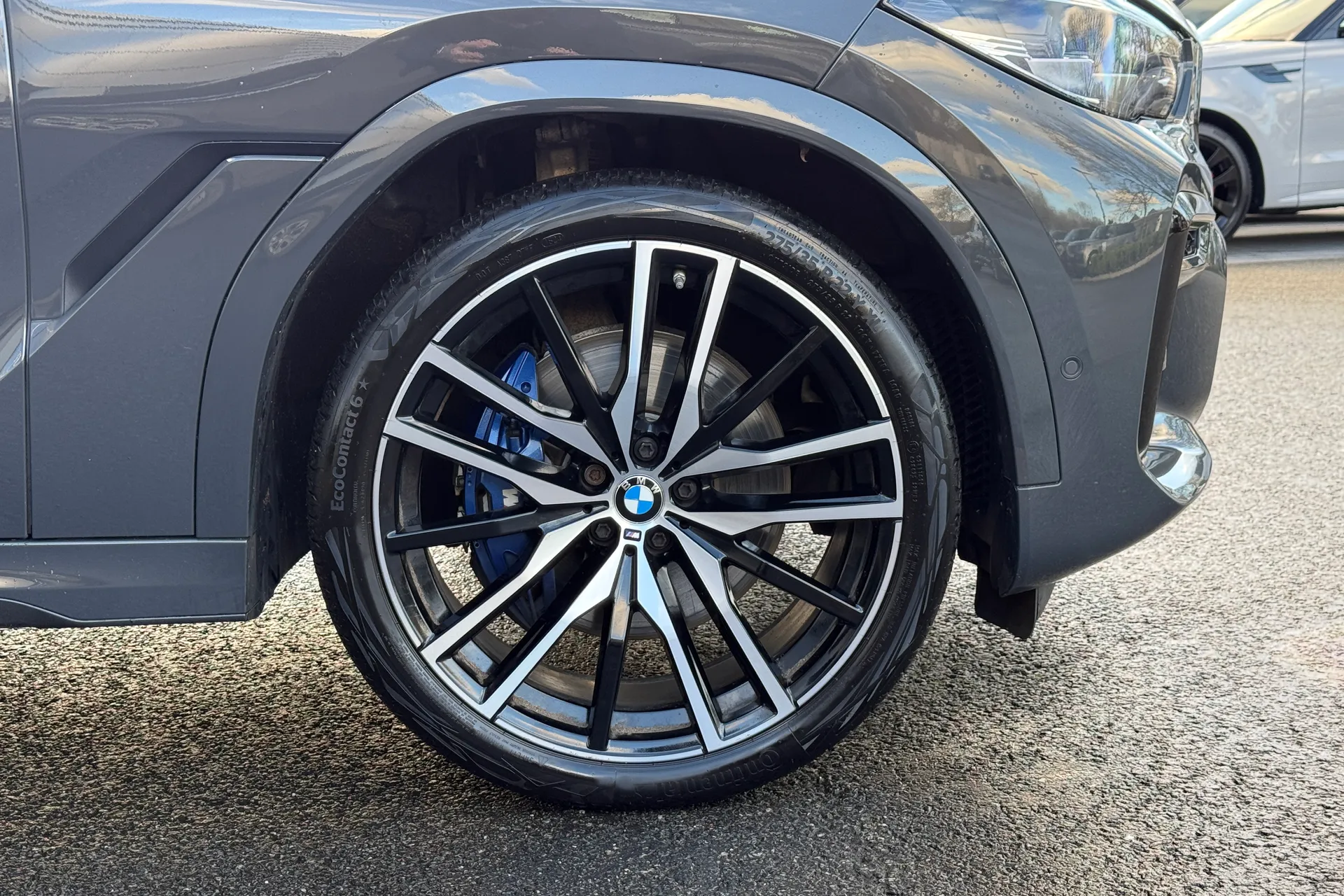 BMW X6 thumbnail image number 4