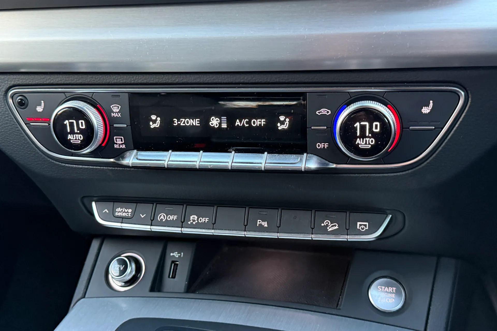 Audi Q5 thumbnail image number 17