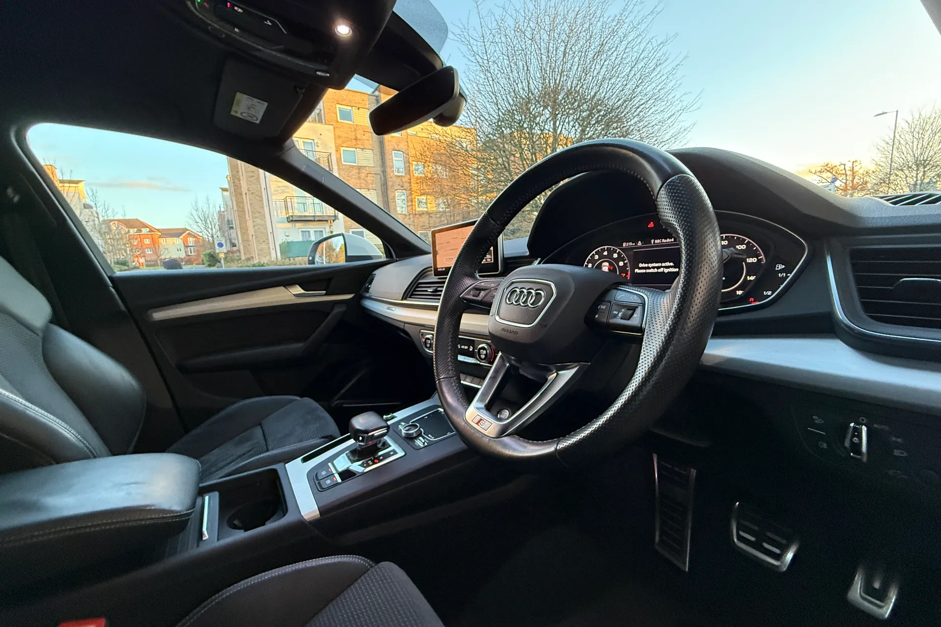 Audi Q5 thumbnail image number 11