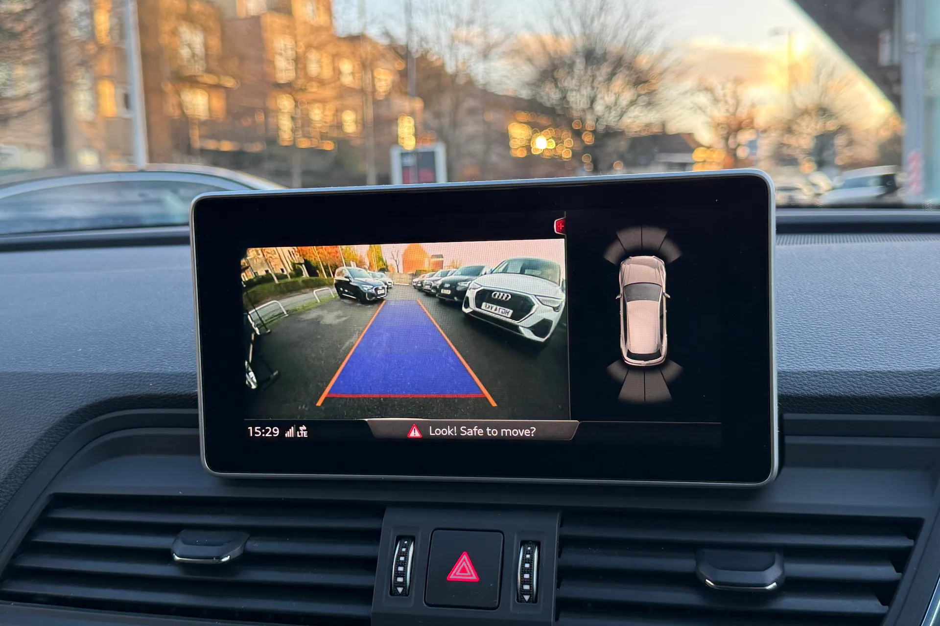 Audi Q5 thumbnail image number 5