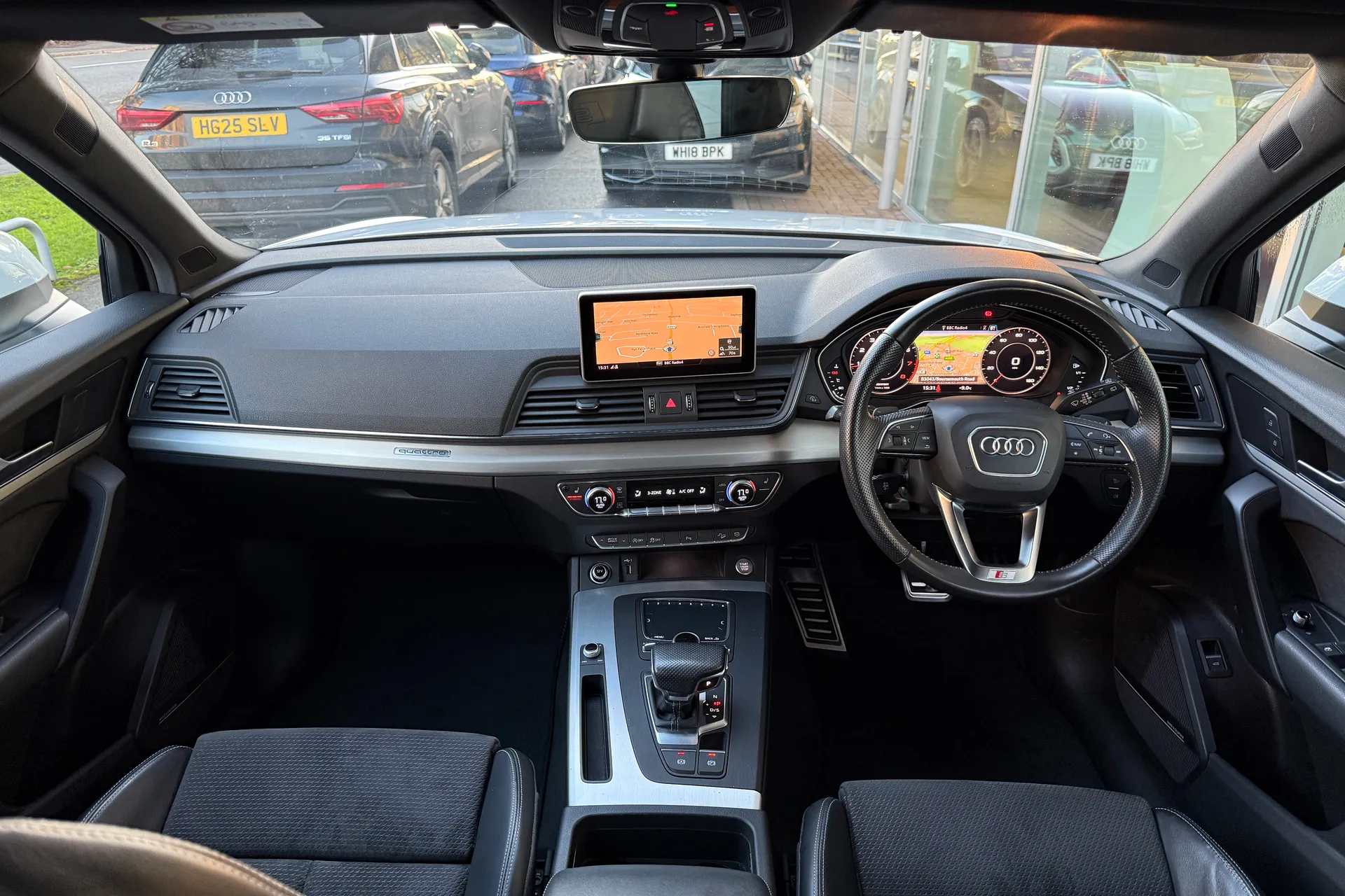 Audi Q5 thumbnail image number 3