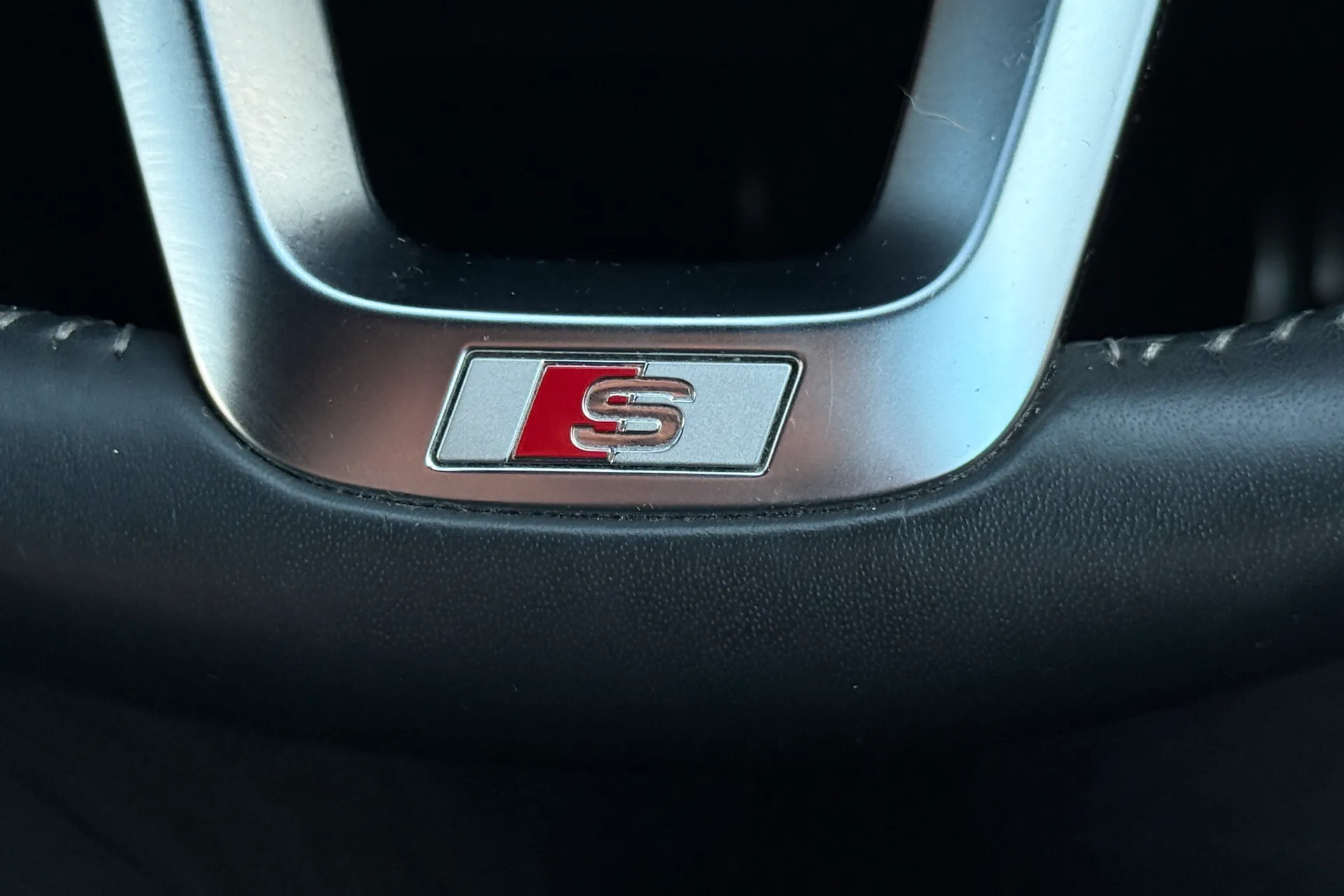 Audi Q5 thumbnail image number 26