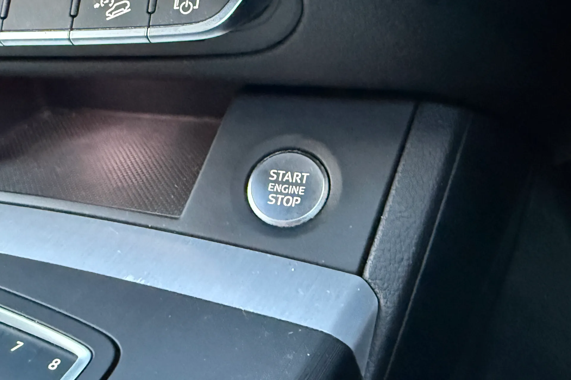 Audi Q5 thumbnail image number 18