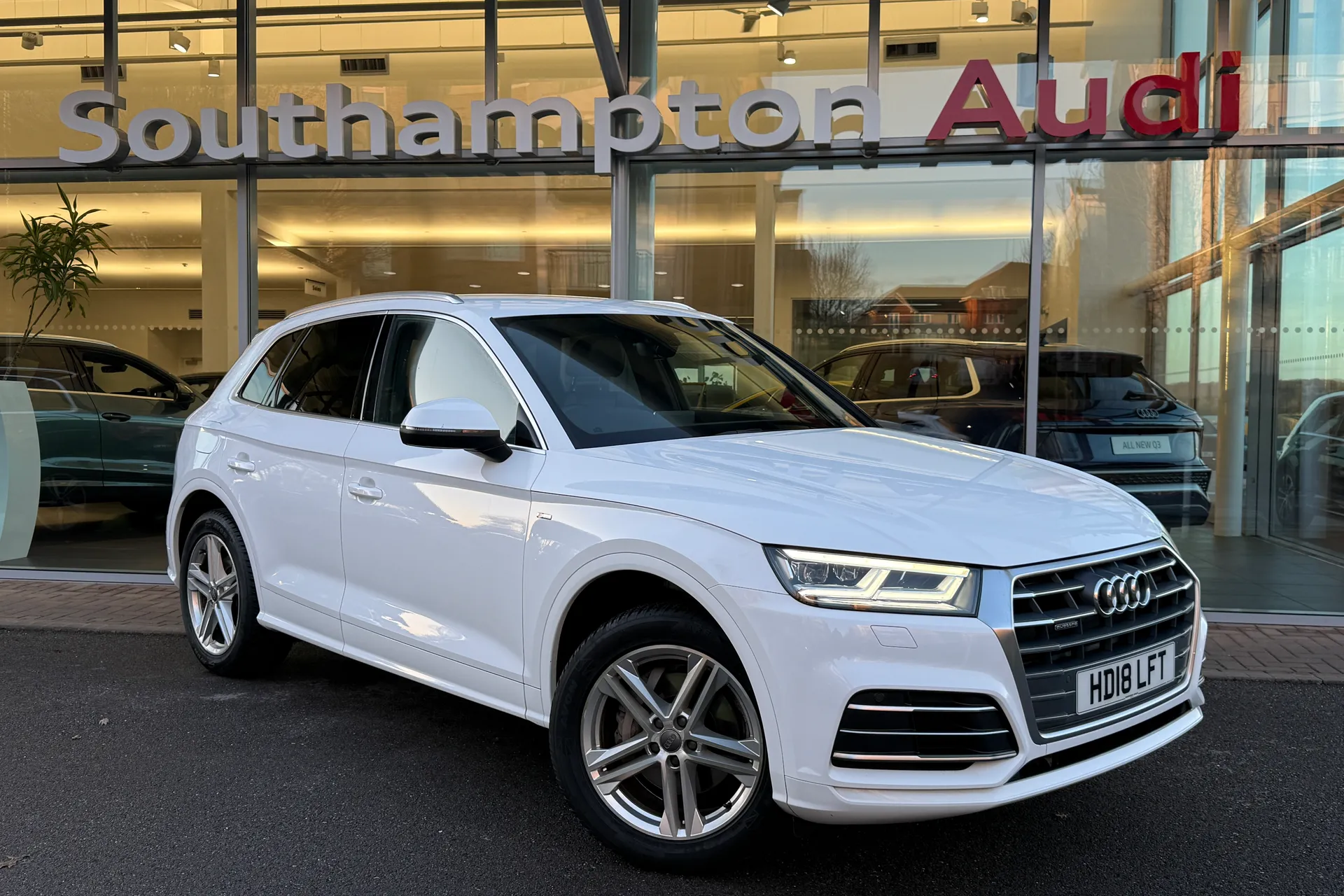 Audi Q5 thumbnail image number 62