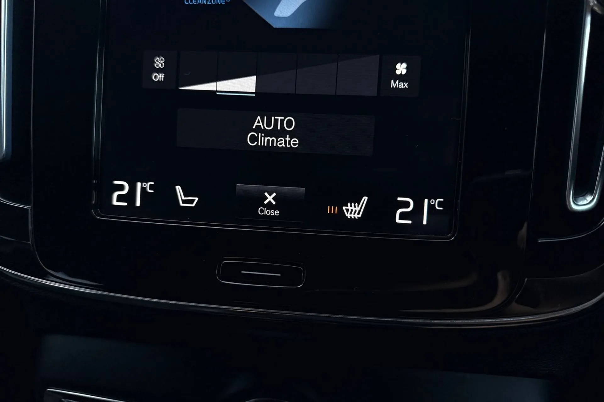 Volvo XC40 thumbnail image number 42