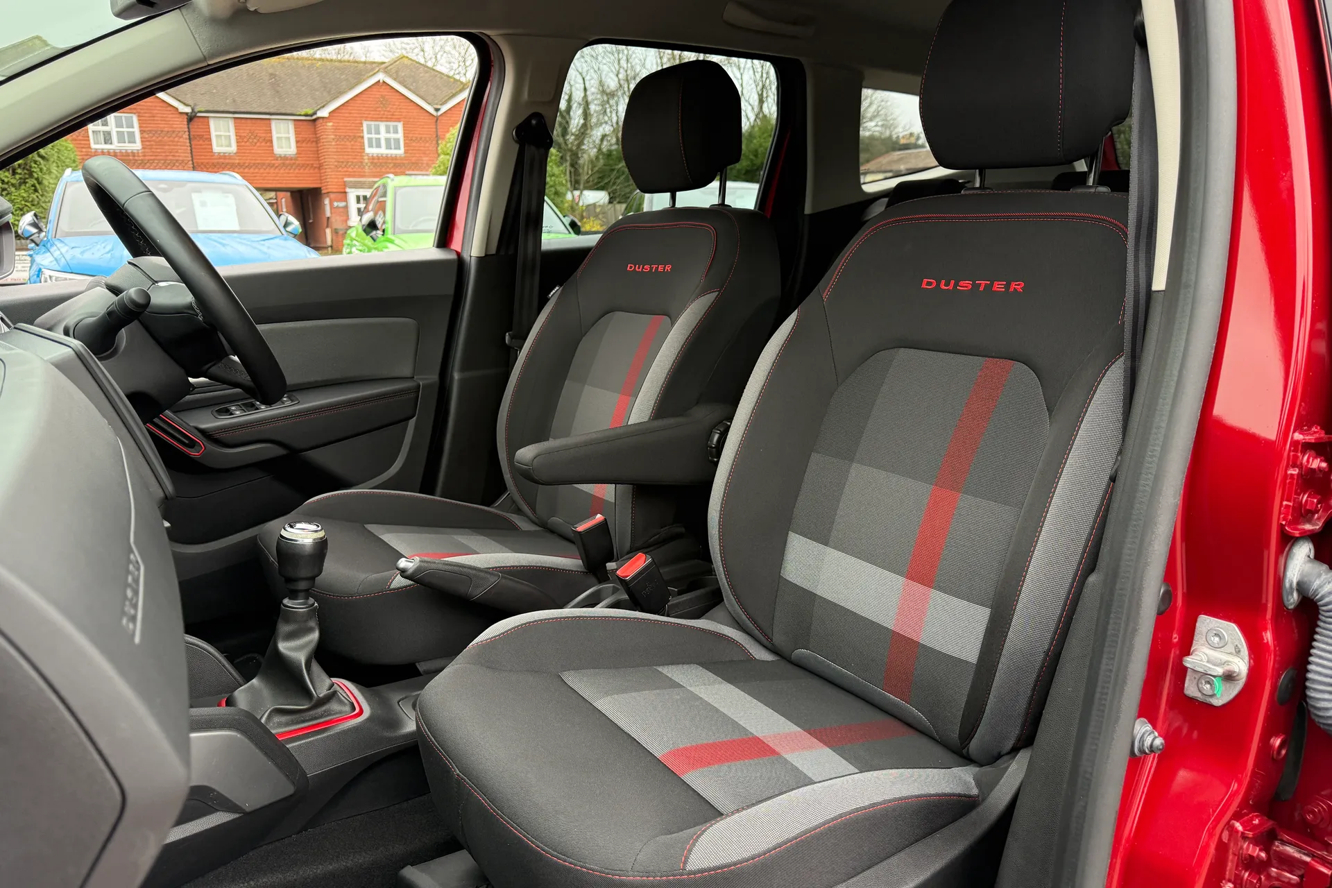 DACIA DUSTER thumbnail image number 26