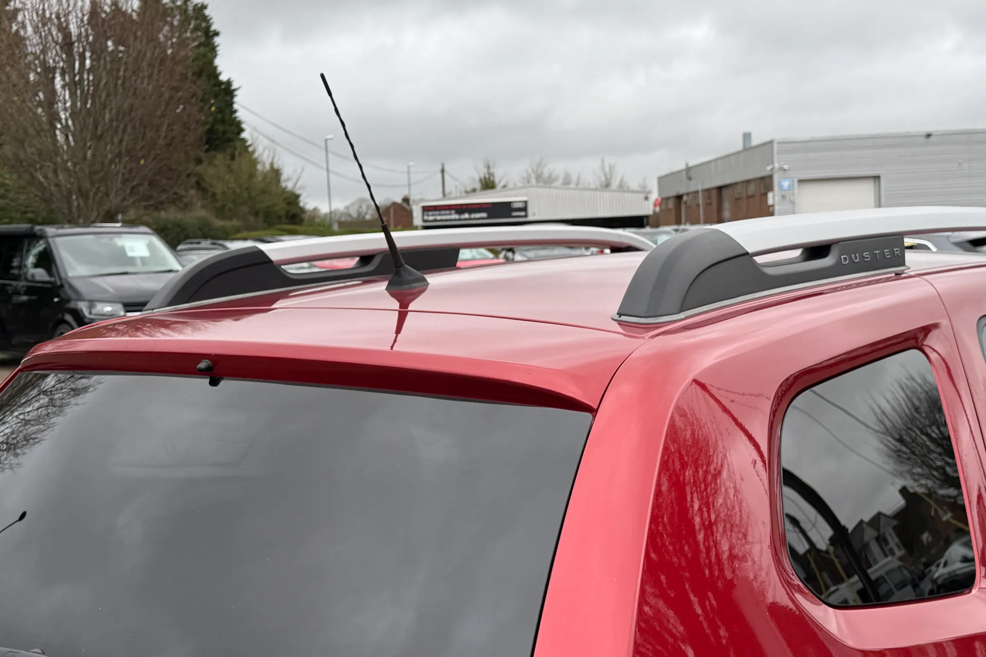 DACIA DUSTER thumbnail image number 42