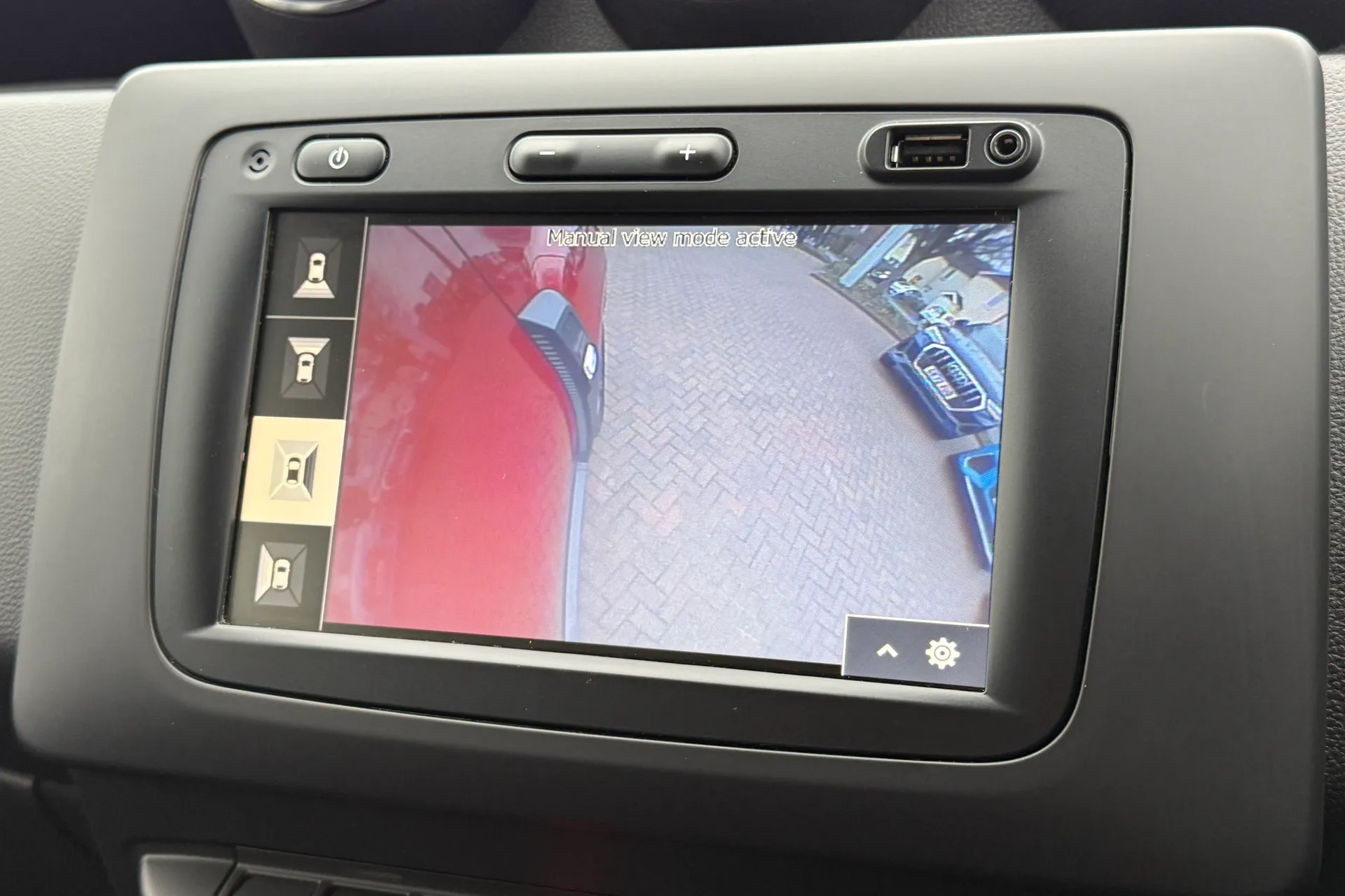 DACIA DUSTER thumbnail image number 11