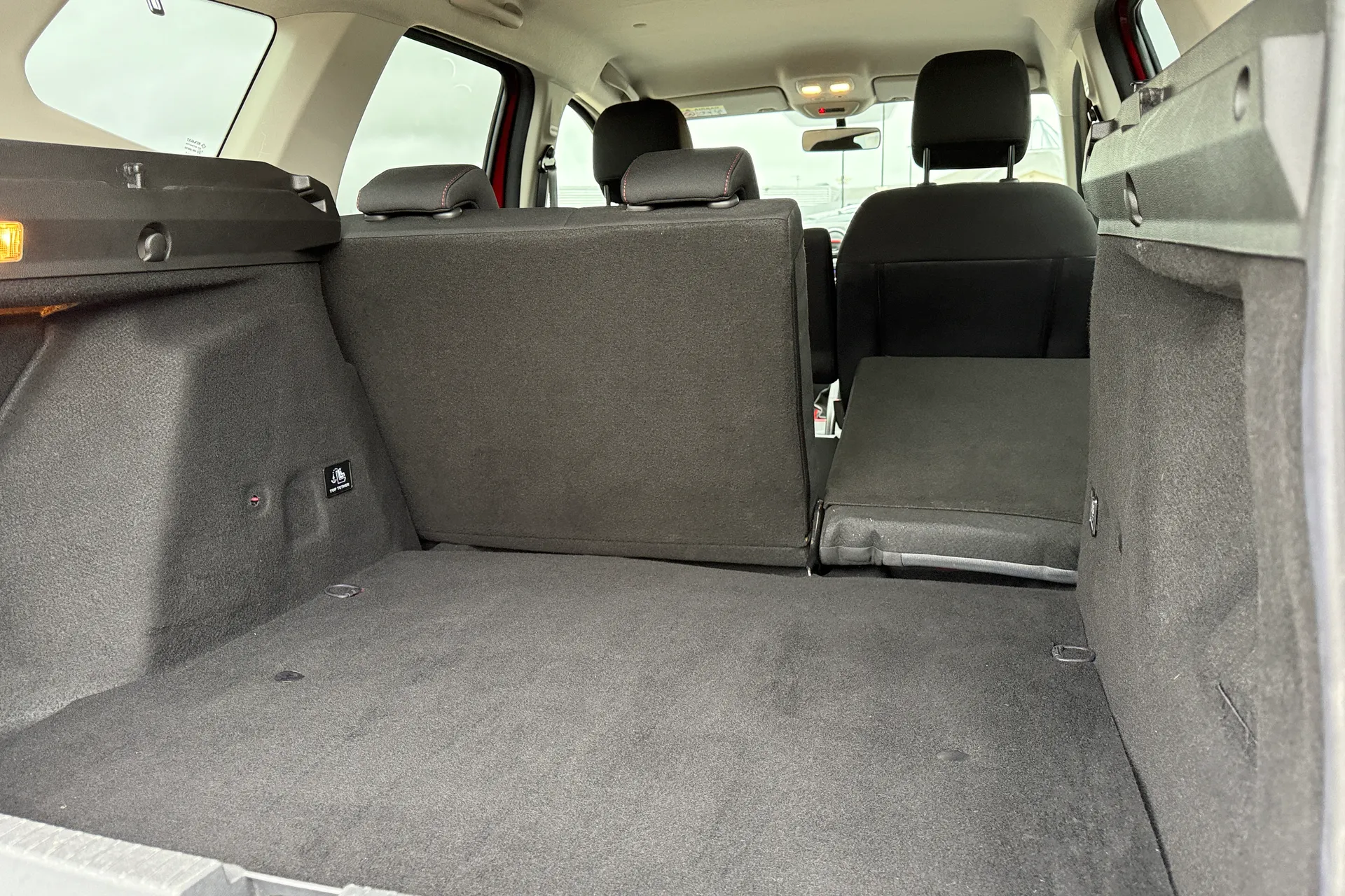 DACIA DUSTER thumbnail image number 31