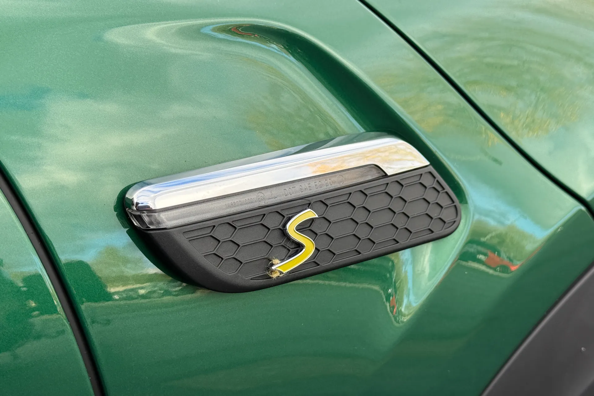 MINI HATCHBACK thumbnail image number 43