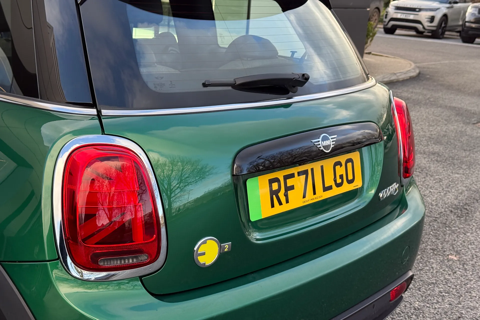 MINI HATCHBACK thumbnail image number 36