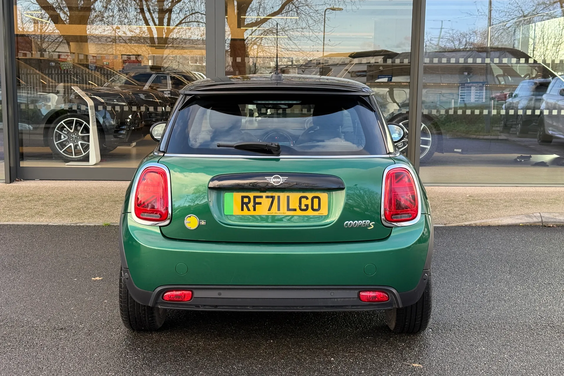 MINI HATCHBACK thumbnail image number 5