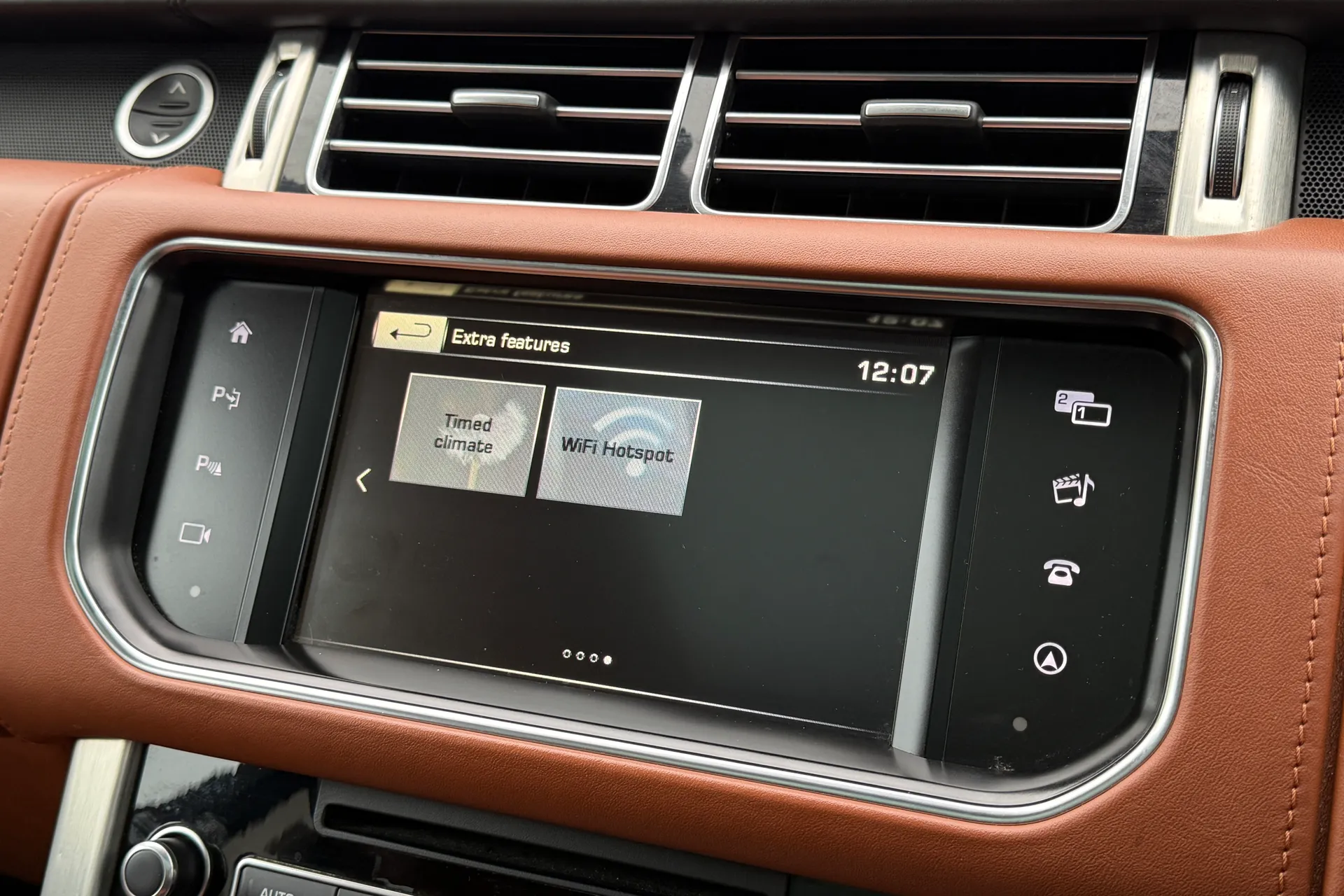 LAND ROVER RANGE ROVER thumbnail image number 37