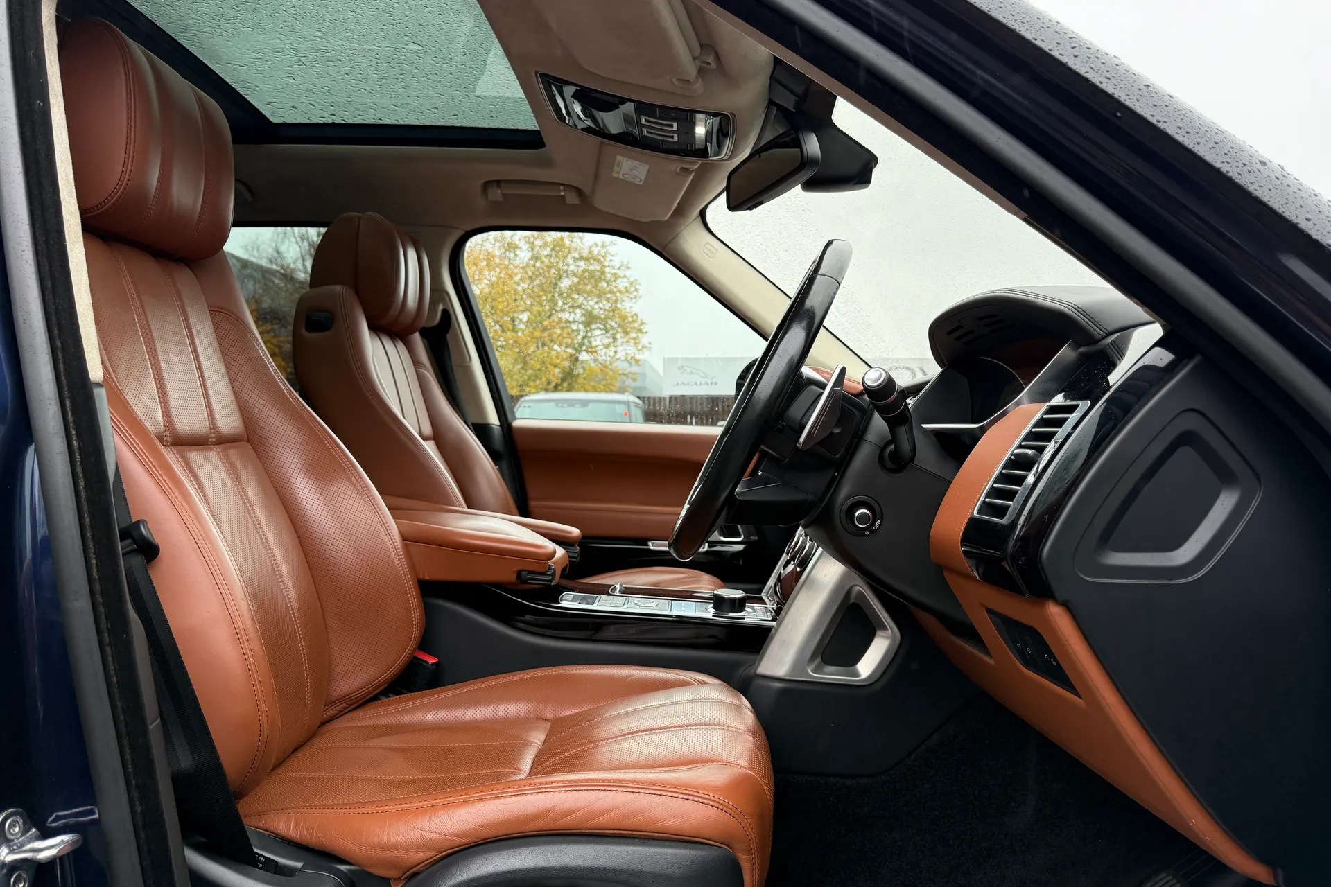 LAND ROVER RANGE ROVER thumbnail image number 49