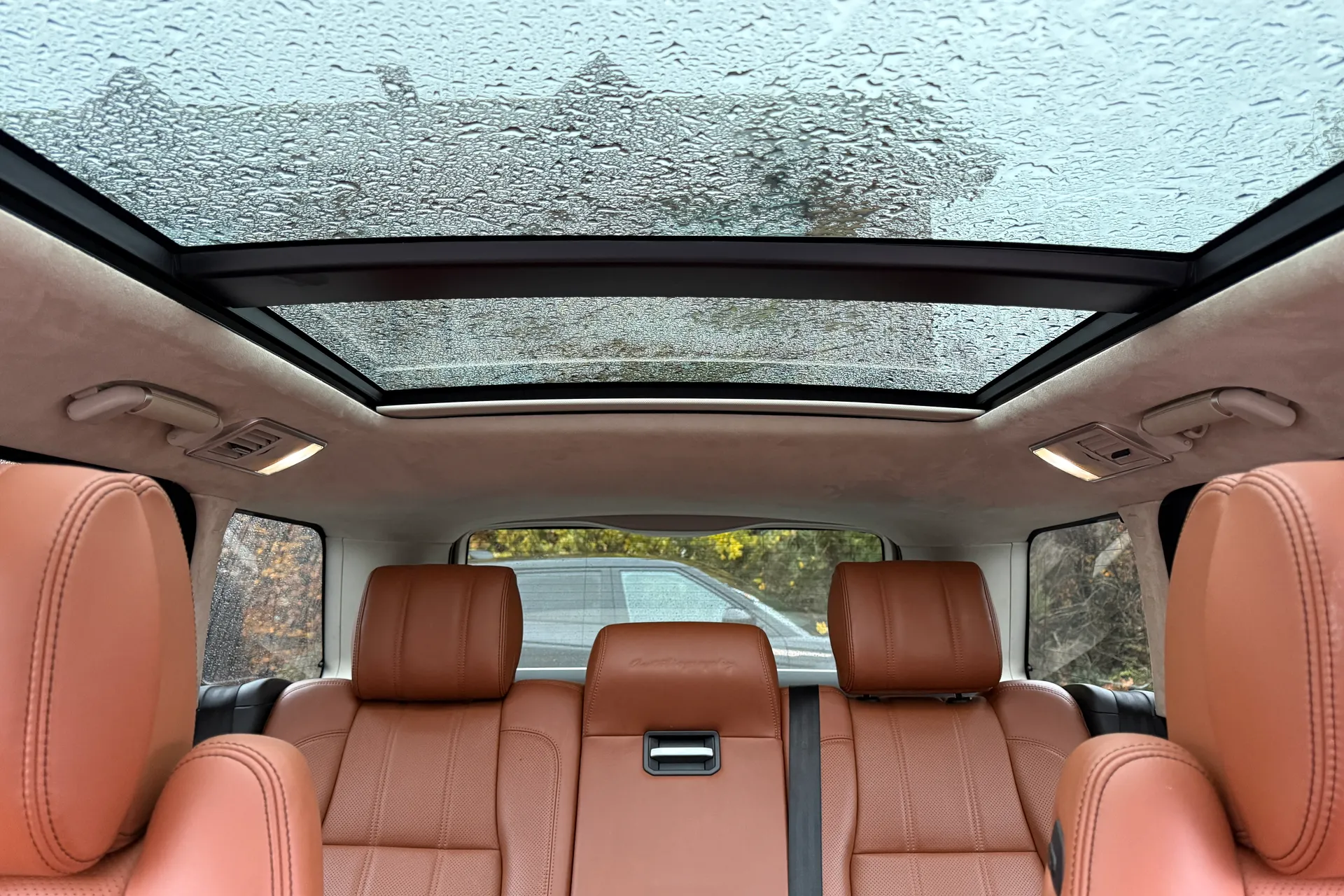 LAND ROVER RANGE ROVER thumbnail image number 28