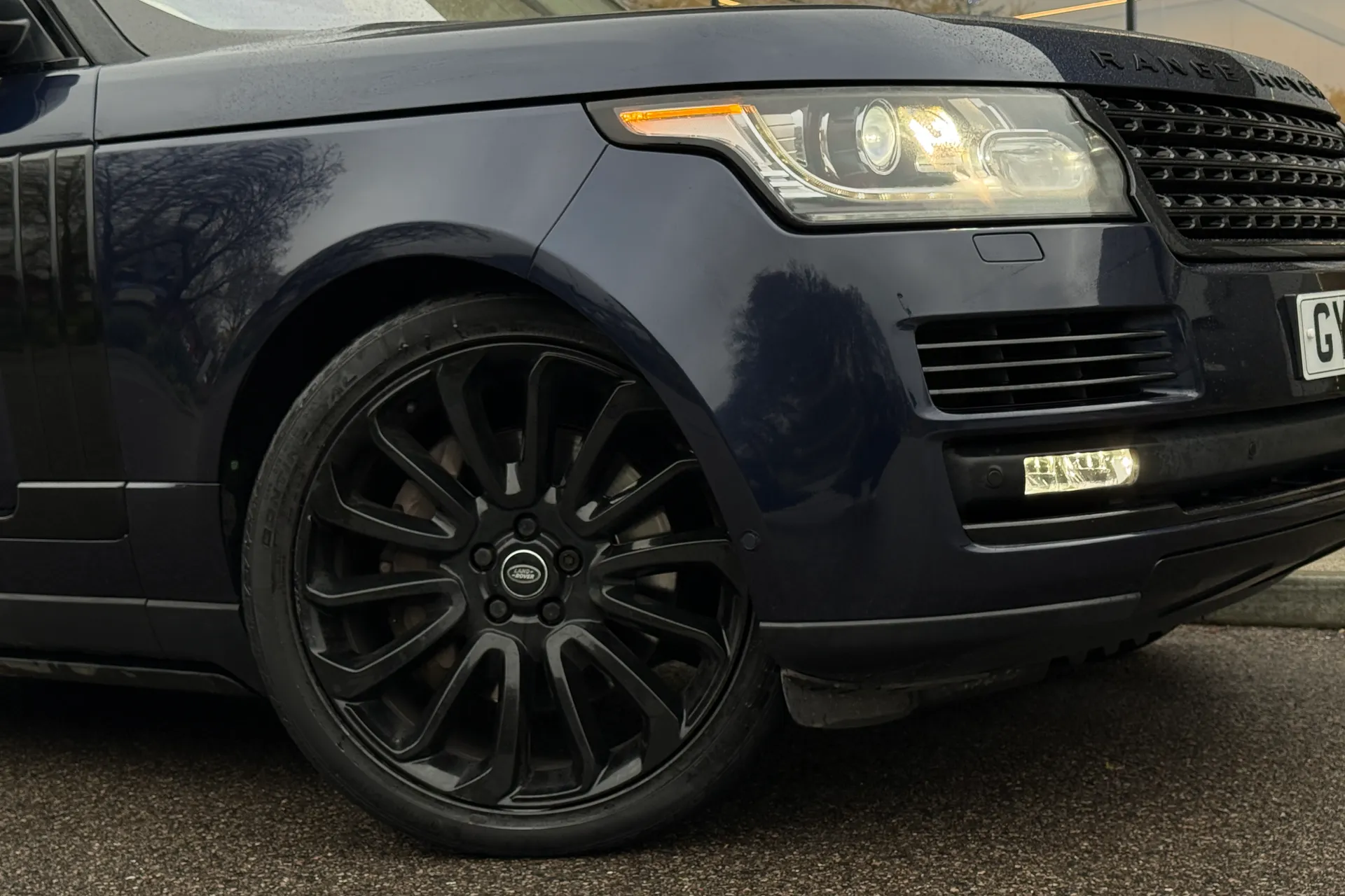 LAND ROVER RANGE ROVER thumbnail image number 13