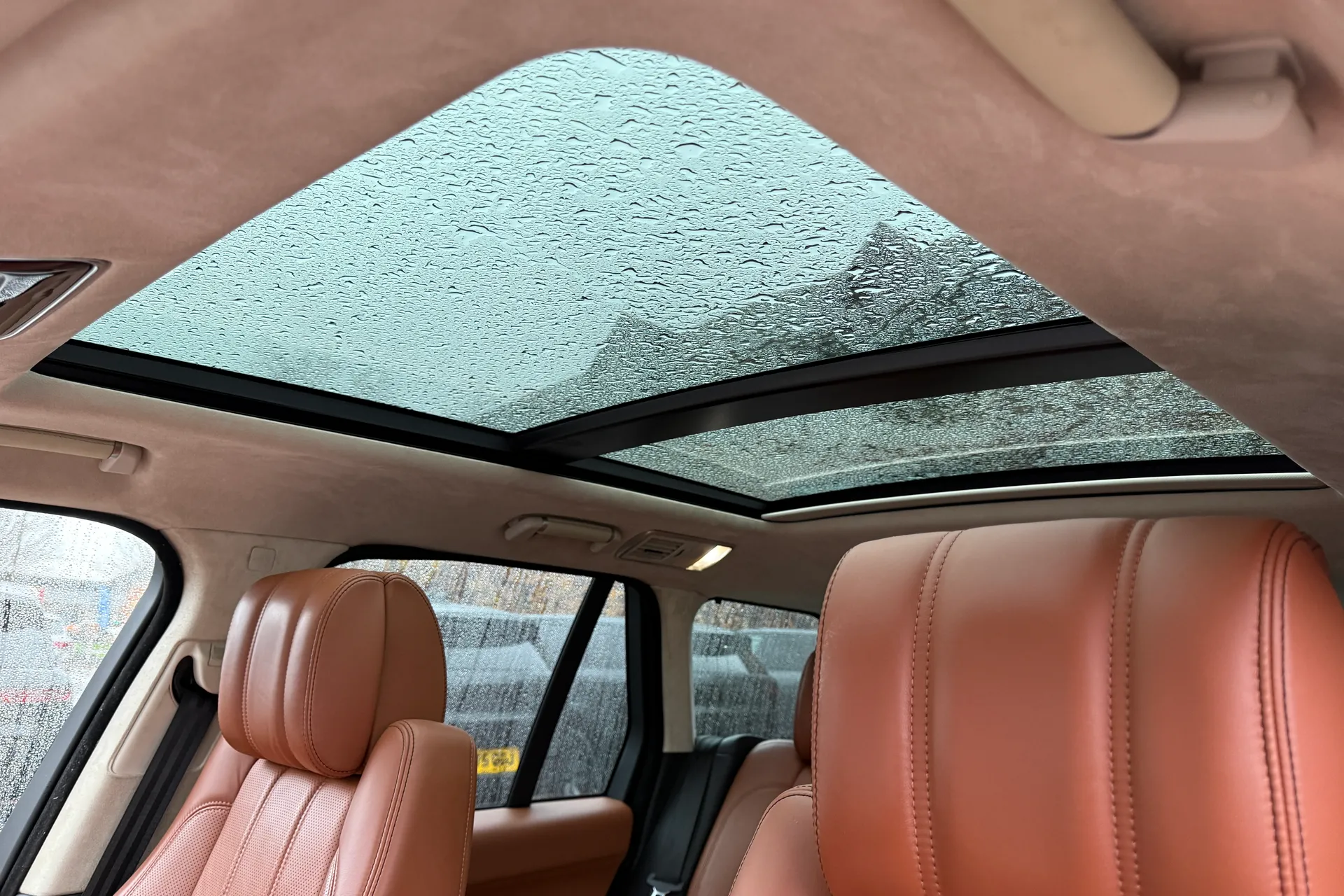 LAND ROVER RANGE ROVER thumbnail image number 6