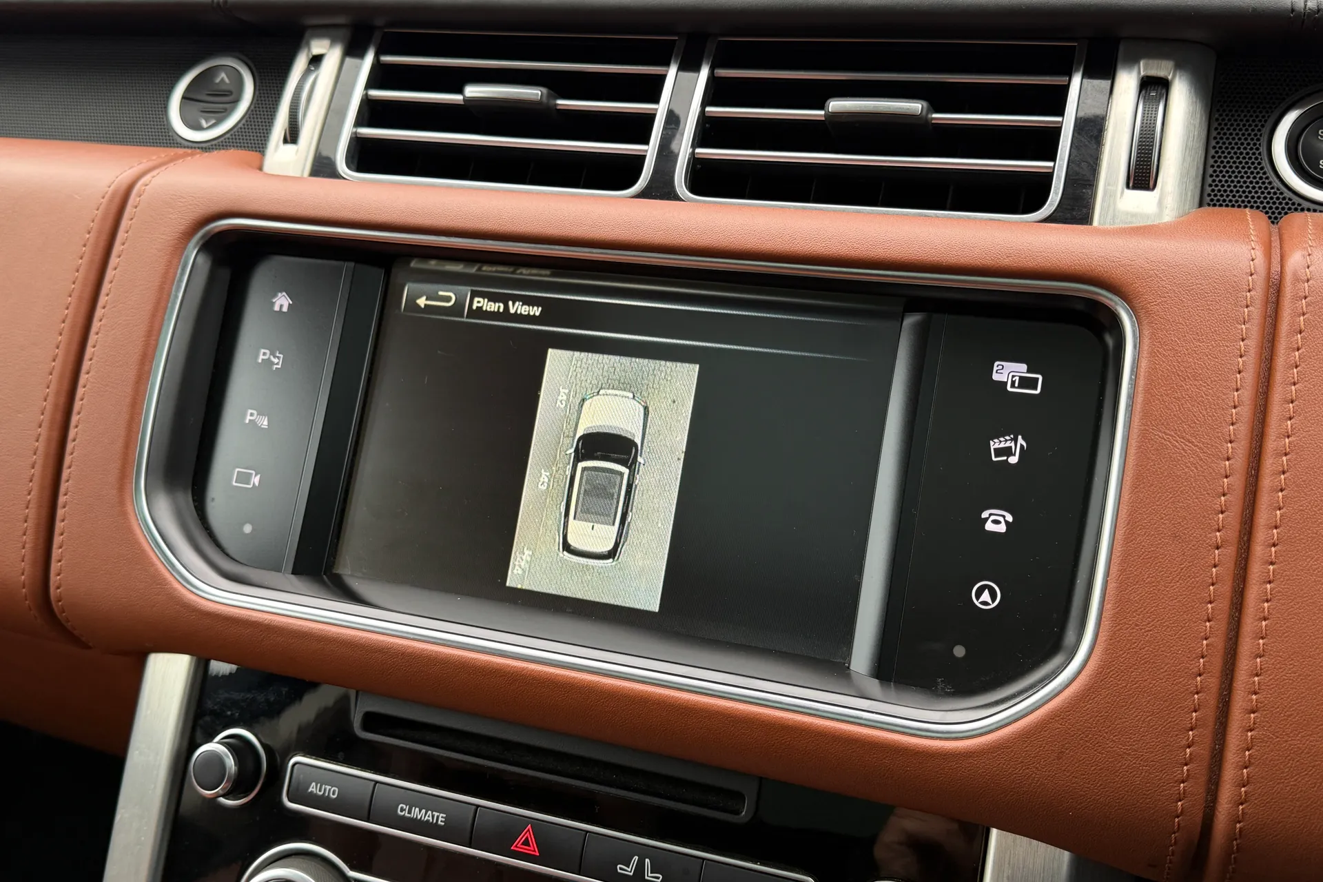 LAND ROVER RANGE ROVER thumbnail image number 10