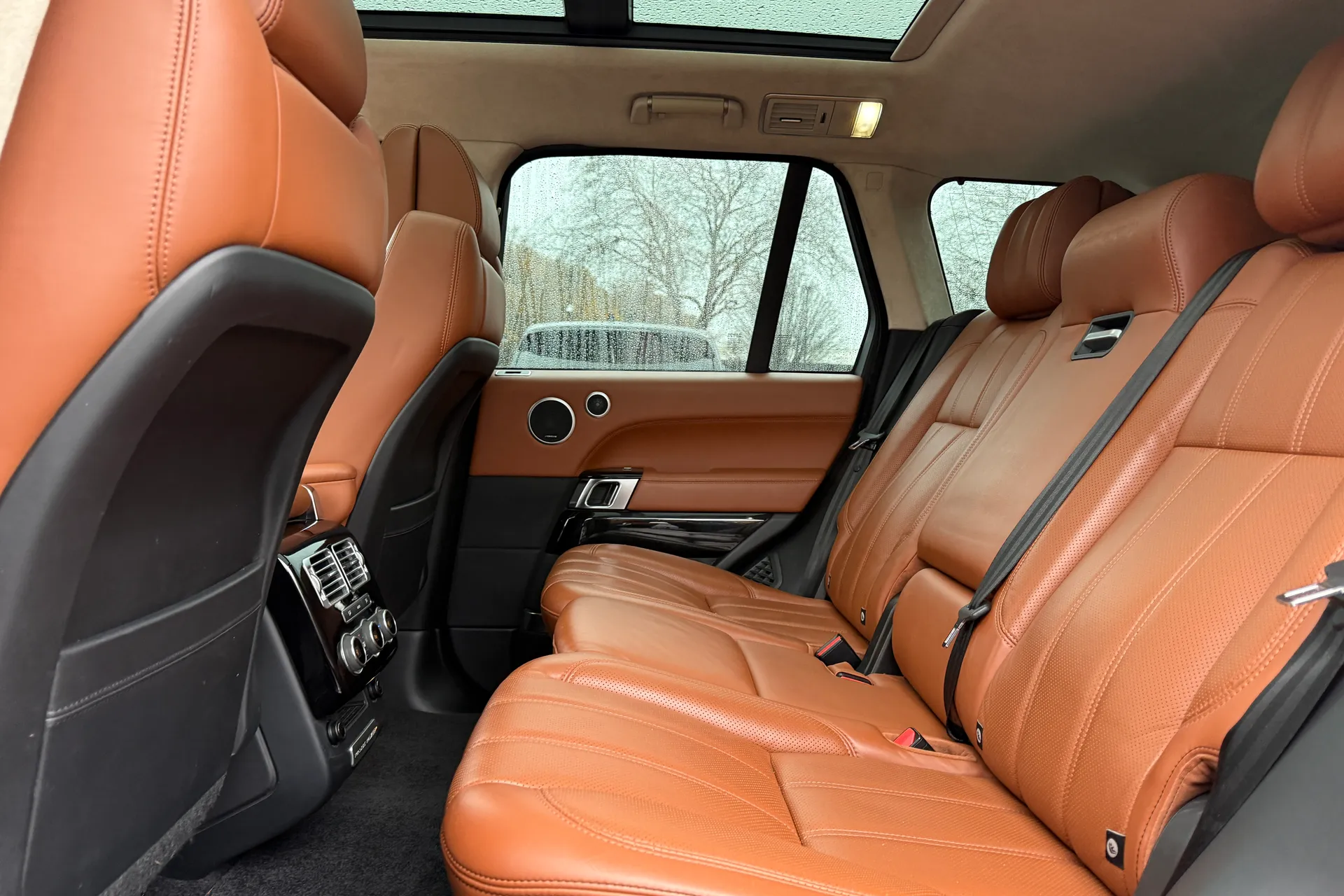 LAND ROVER RANGE ROVER thumbnail image number 48