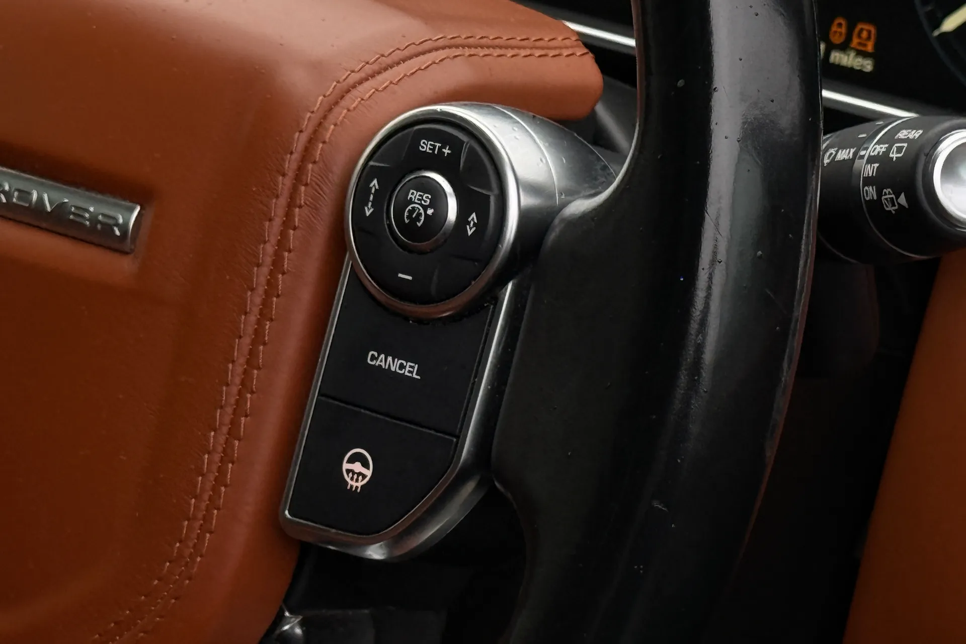 LAND ROVER RANGE ROVER thumbnail image number 55